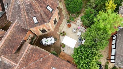 4 bedroom detached house For Sale in Leigh - Photograph 18