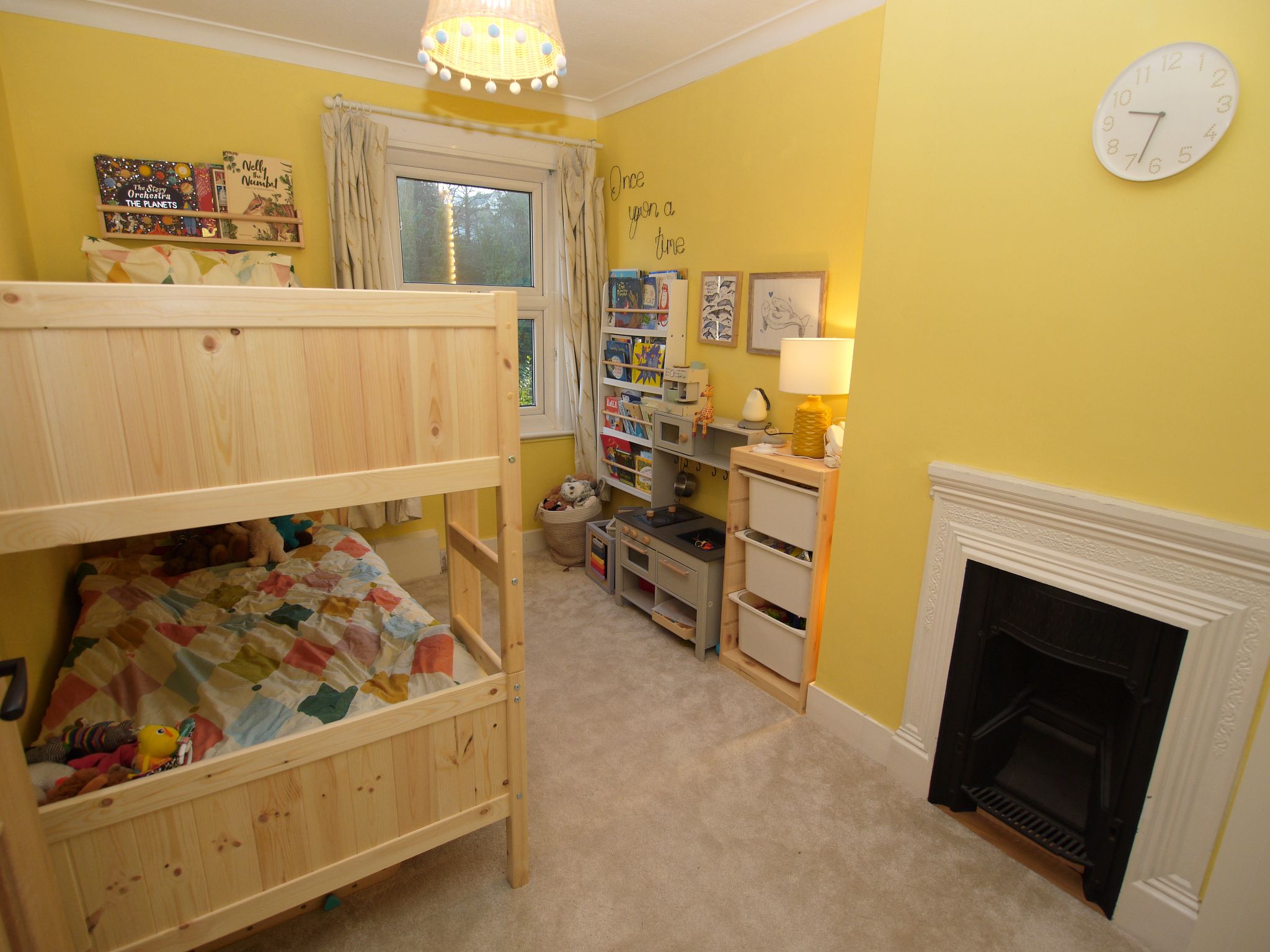 3 bedroom mid terraced house For Sale in Sevenoaks - Photograph 8
