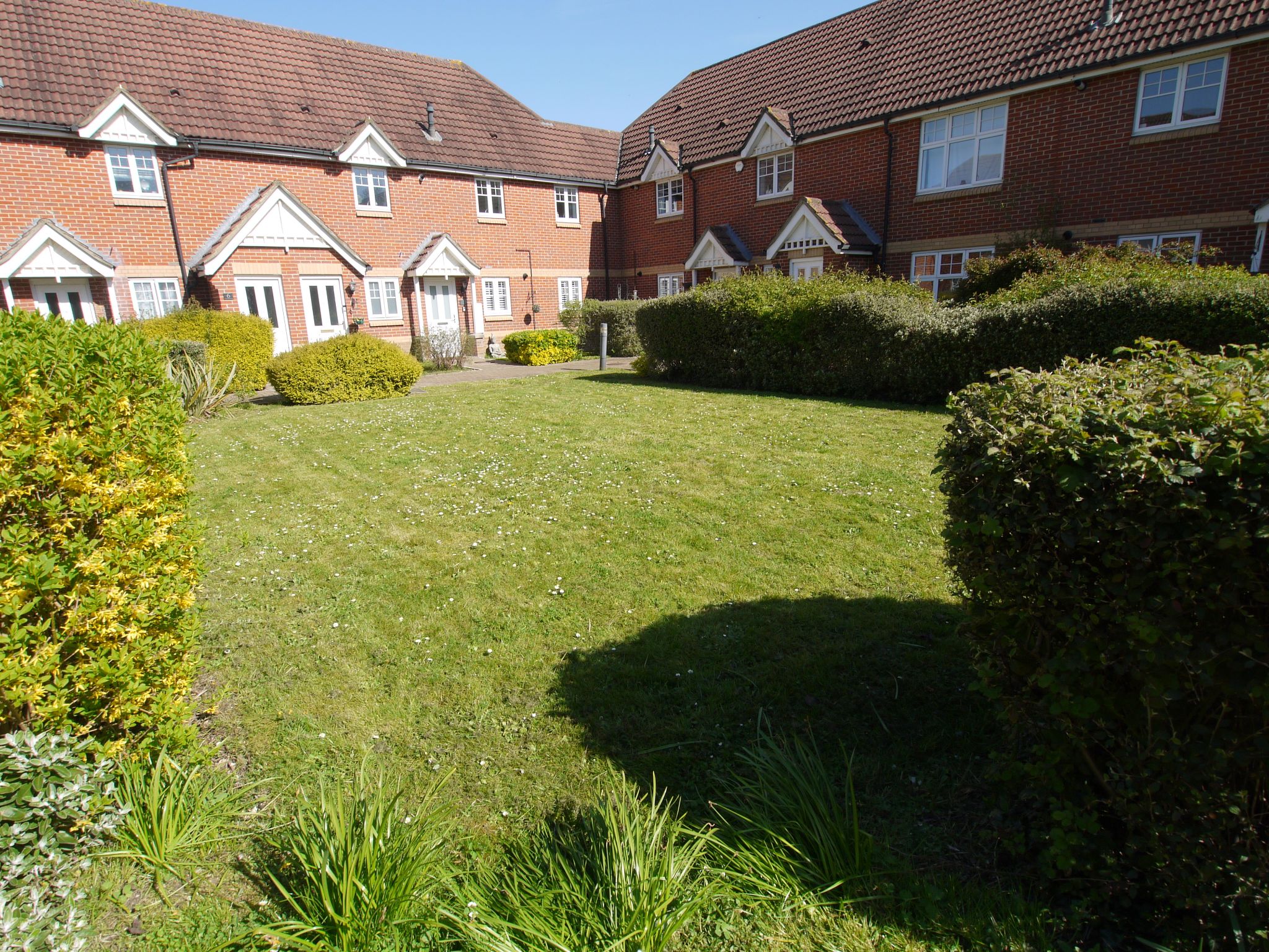 2 bedroom flat For Sale in Sevenoaks - Photograph 9