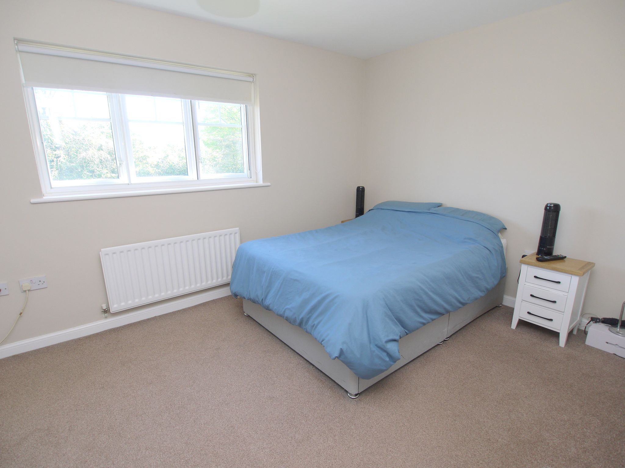 2 bedroom flat For Sale in Sevenoaks - Photograph 4