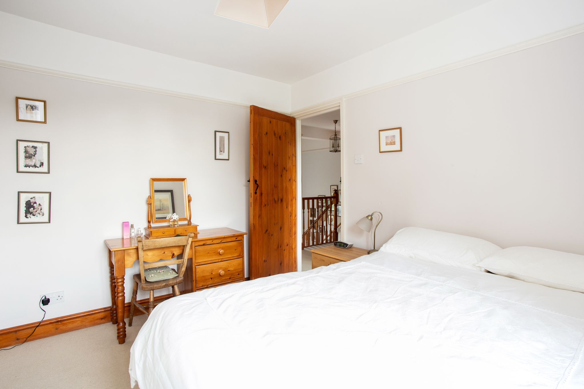 4 bedroom detached house For Sale in Sevenoaks - Photograph 7