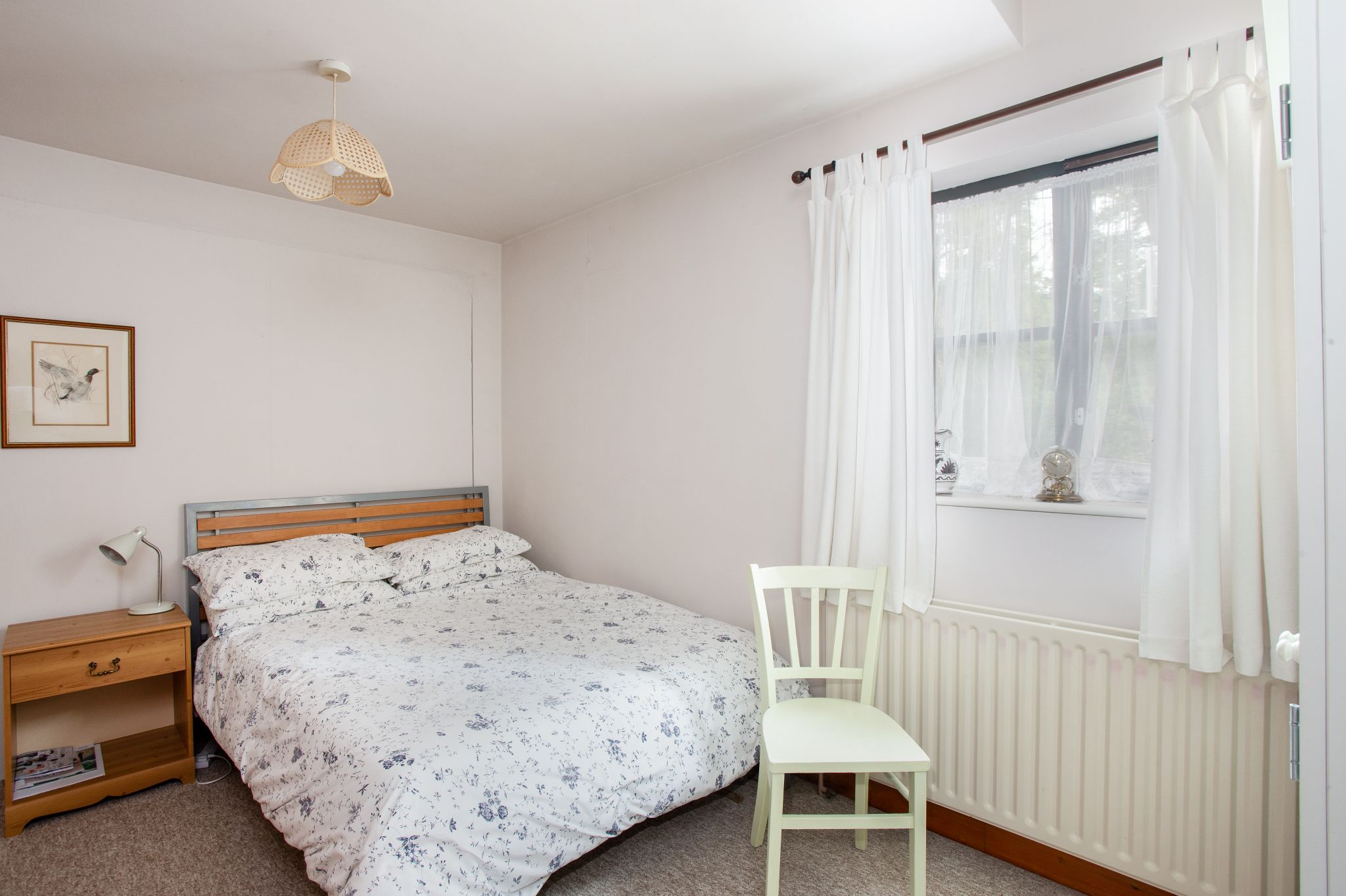 4 bedroom detached house For Sale in Sevenoaks - Photograph 9