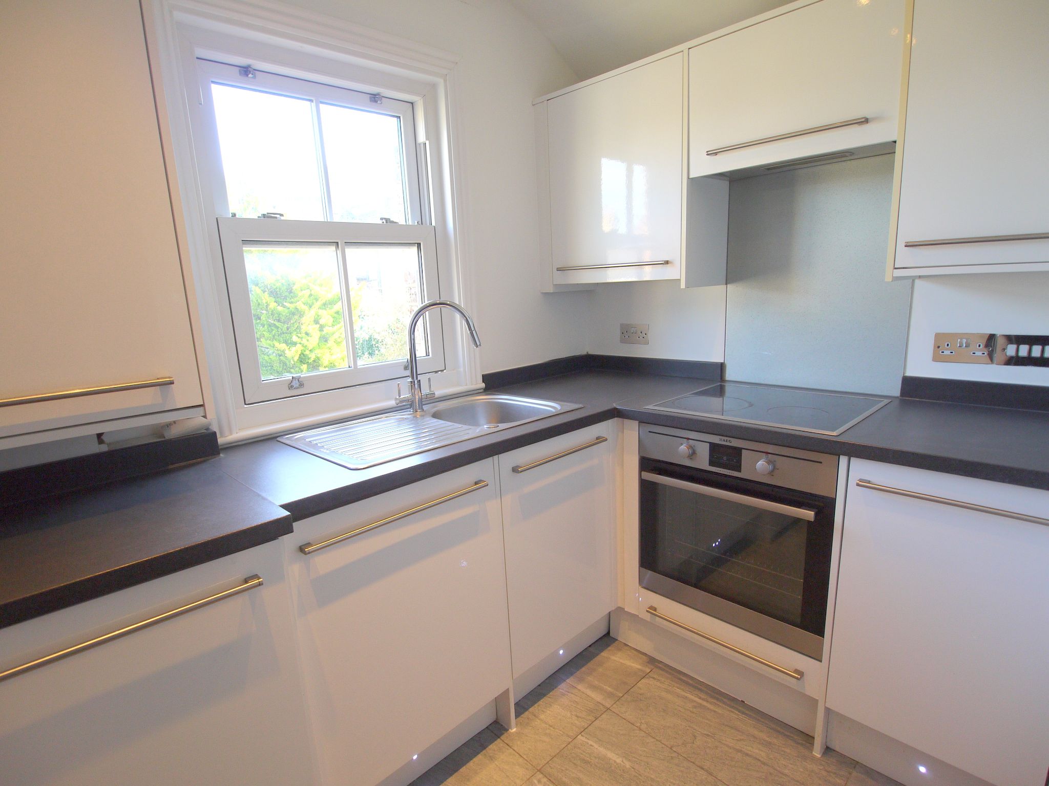 1 bedroom apartment To Let in Sevenoaks - Property photograph
