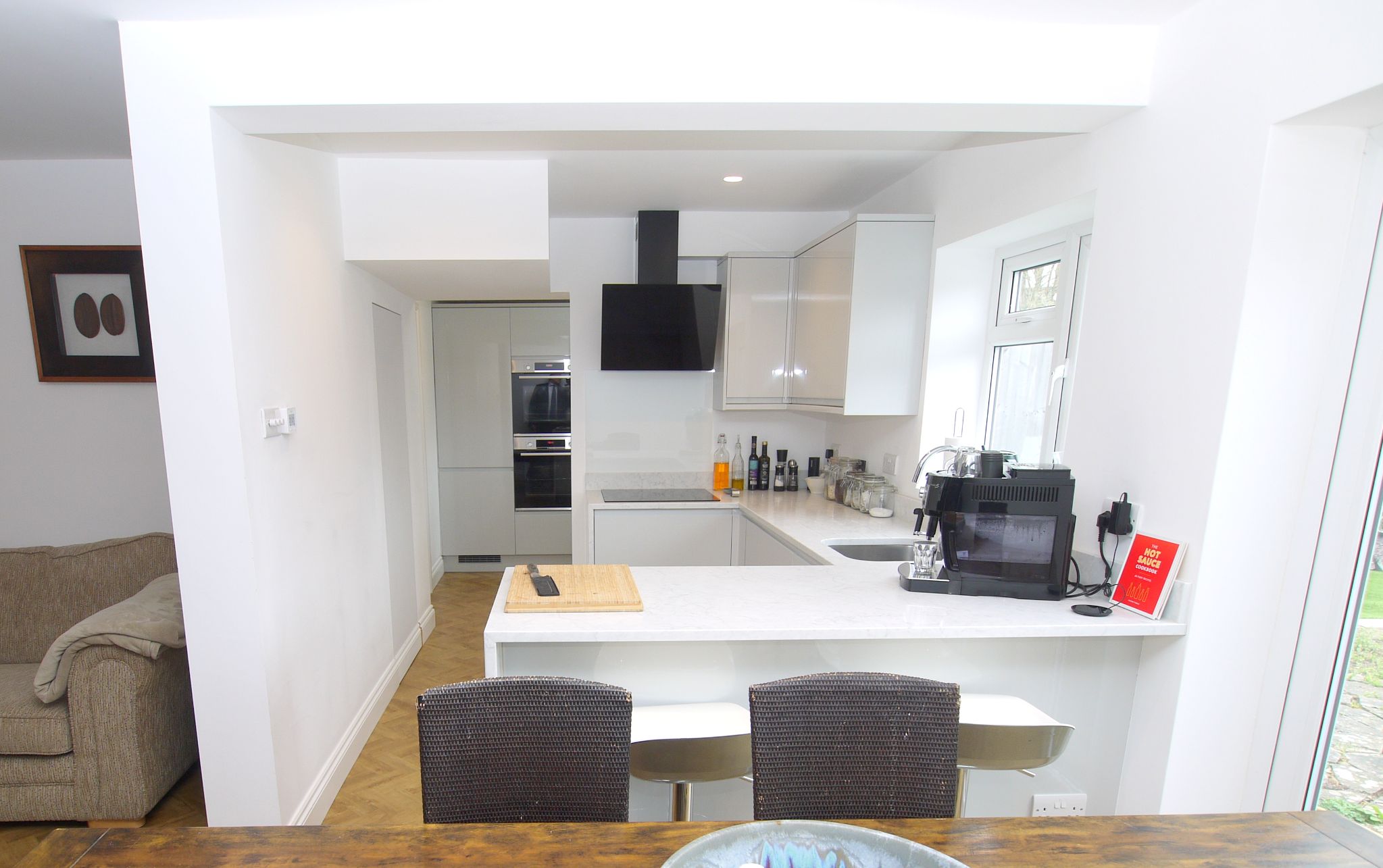 3 bedroom semi-detached house For Sale in Sevenoaks - Photograph 7