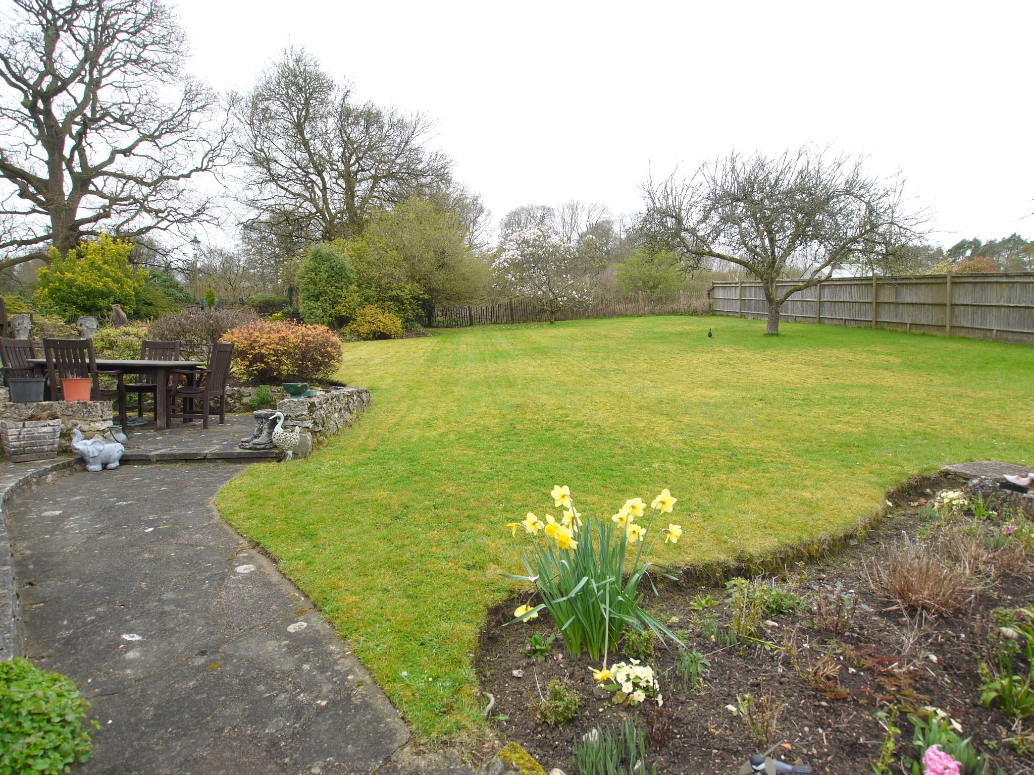 3 bedroom detached bungalow For Sale in Sevenoaks - Photograph 13