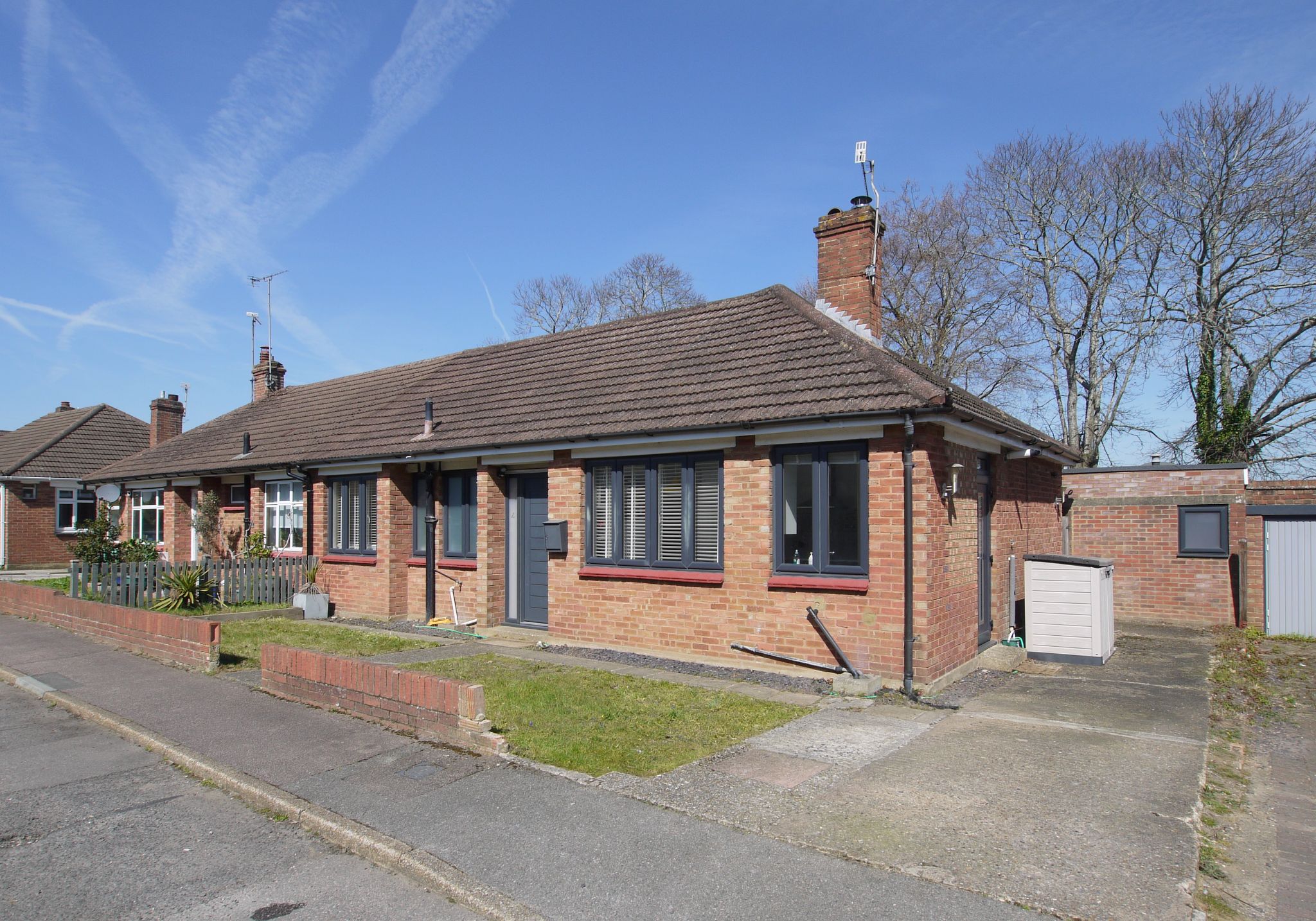 3 bedroom semi-detached bungalow For Sale in Sevenoaks - Property photograph