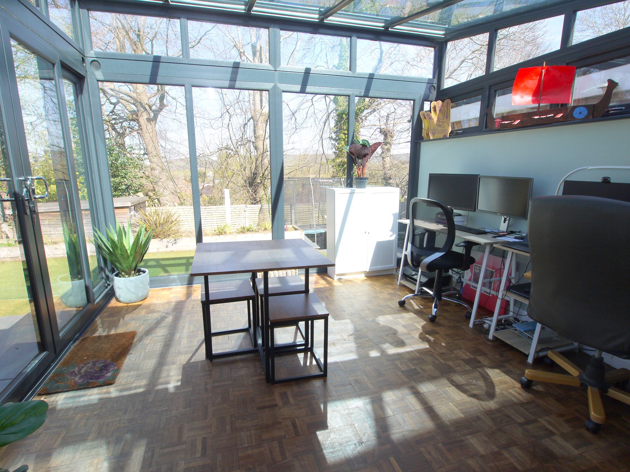 3 bedroom semi-detached bungalow For Sale in Sevenoaks - Photograph 11