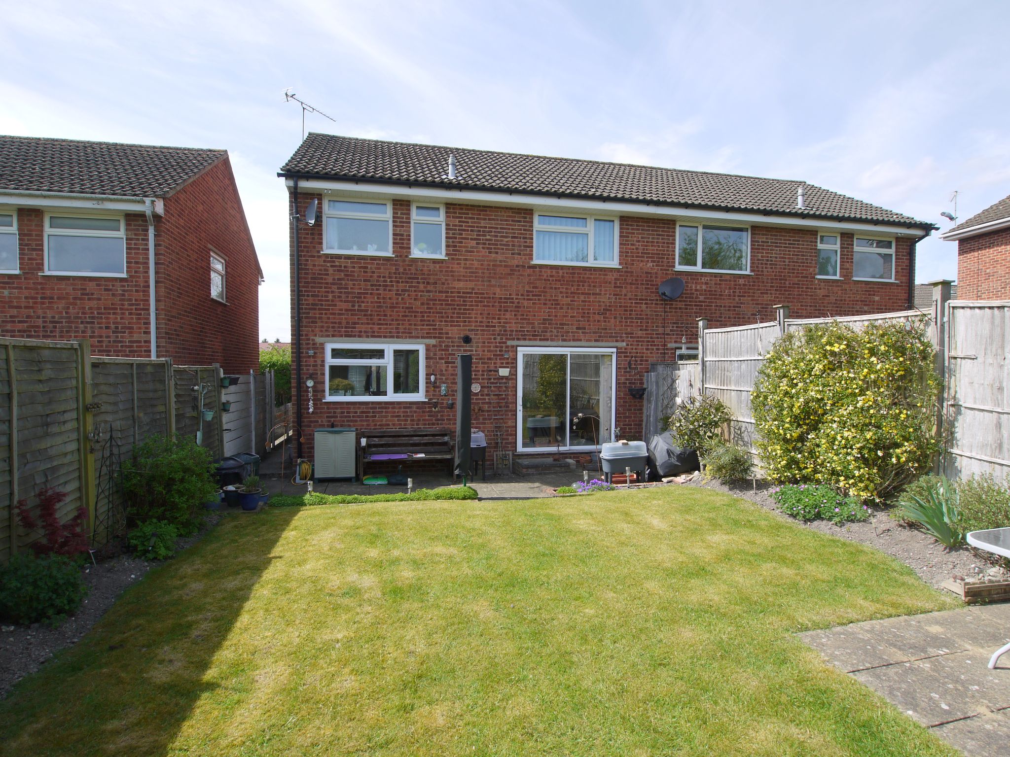 3 bedroom semi-detached house For Sale in Sevenoaks - Photograph 11