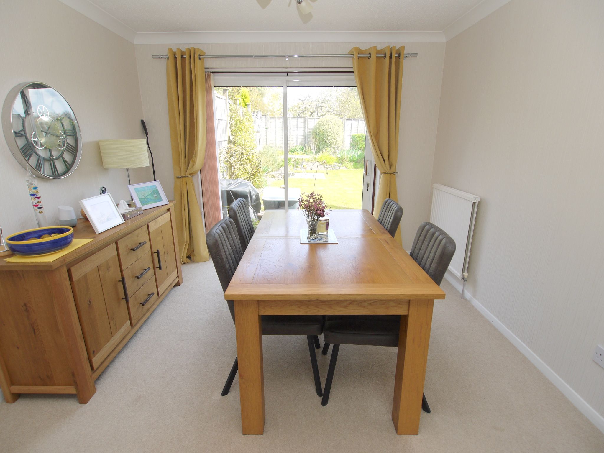 3 bedroom semi-detached house For Sale in Sevenoaks - Photograph 5