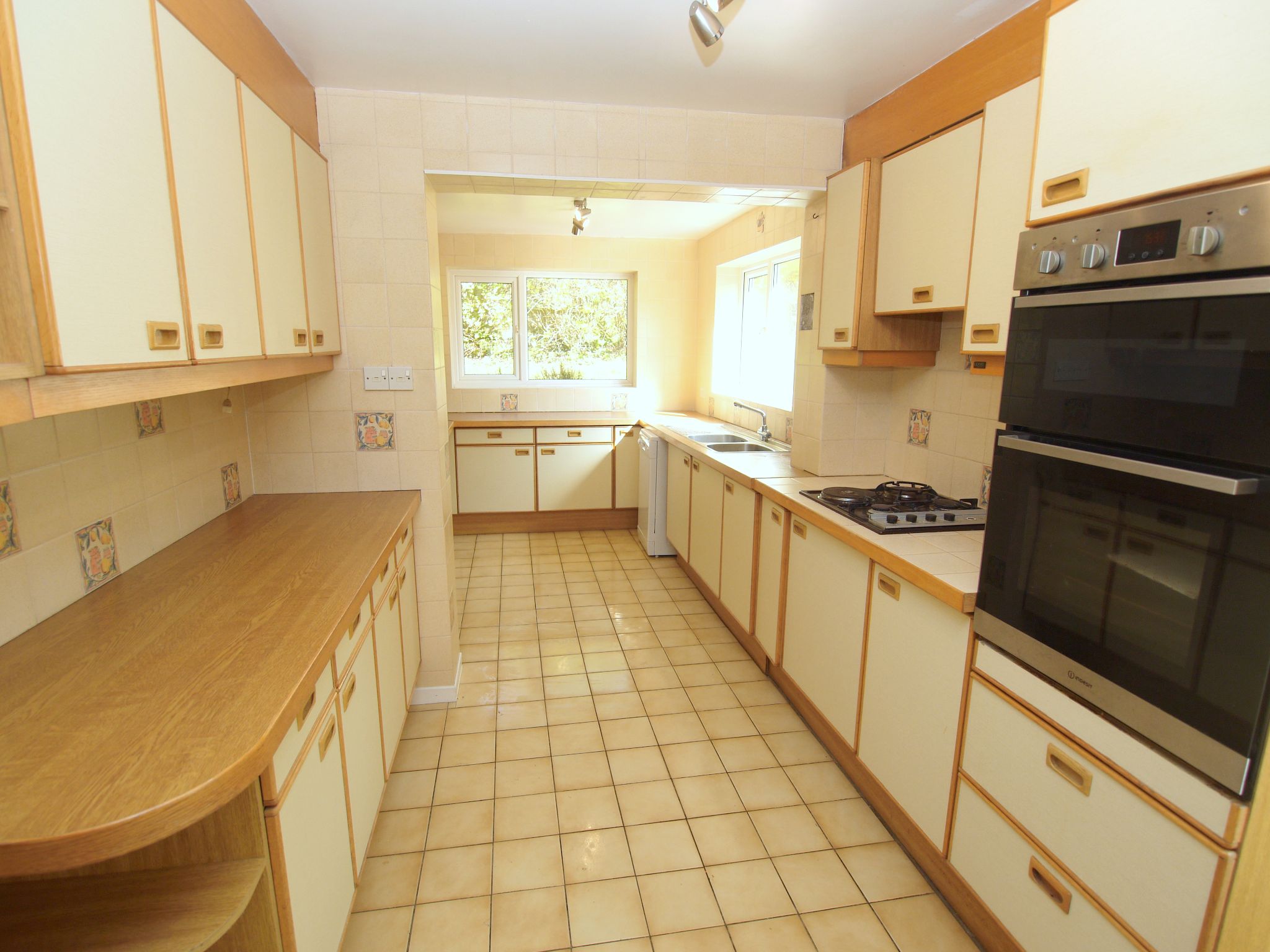 4 bedroom detached house For Sale in Sevenoaks - Property photograph
