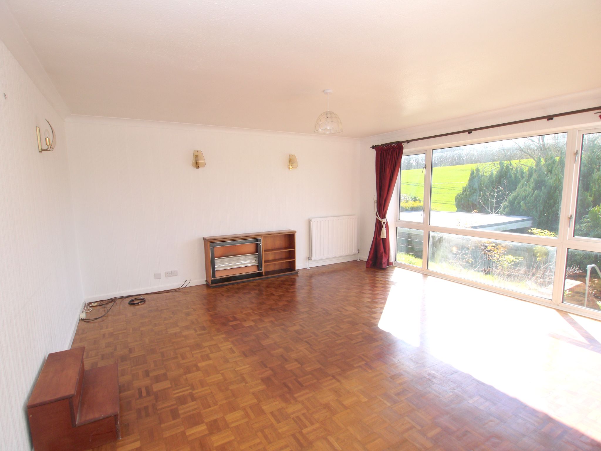 4 bedroom detached house For Sale in Sevenoaks - Property photograph