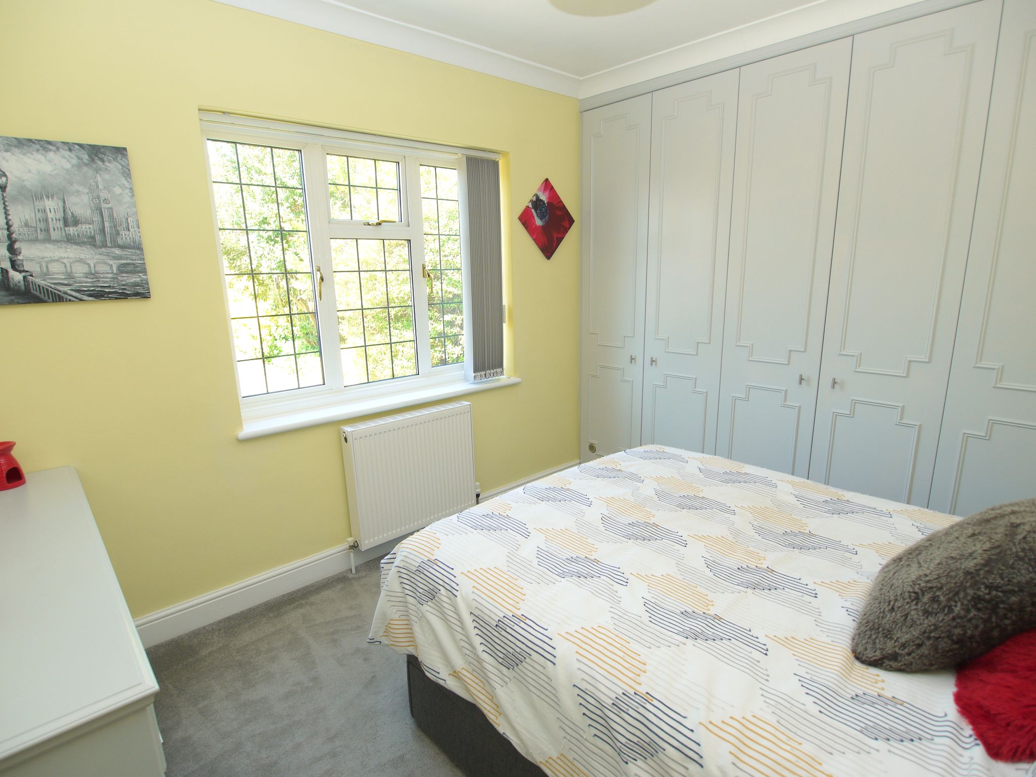 2 bedroom detached bungalow For Sale in Sevenoaks - Photograph 7