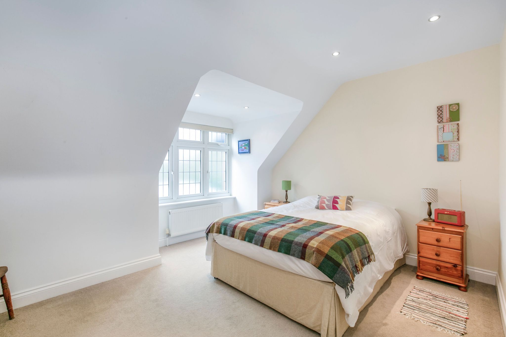 5 bedroom detached house Sale Agreed in Brookmans Park - Photograph 28
