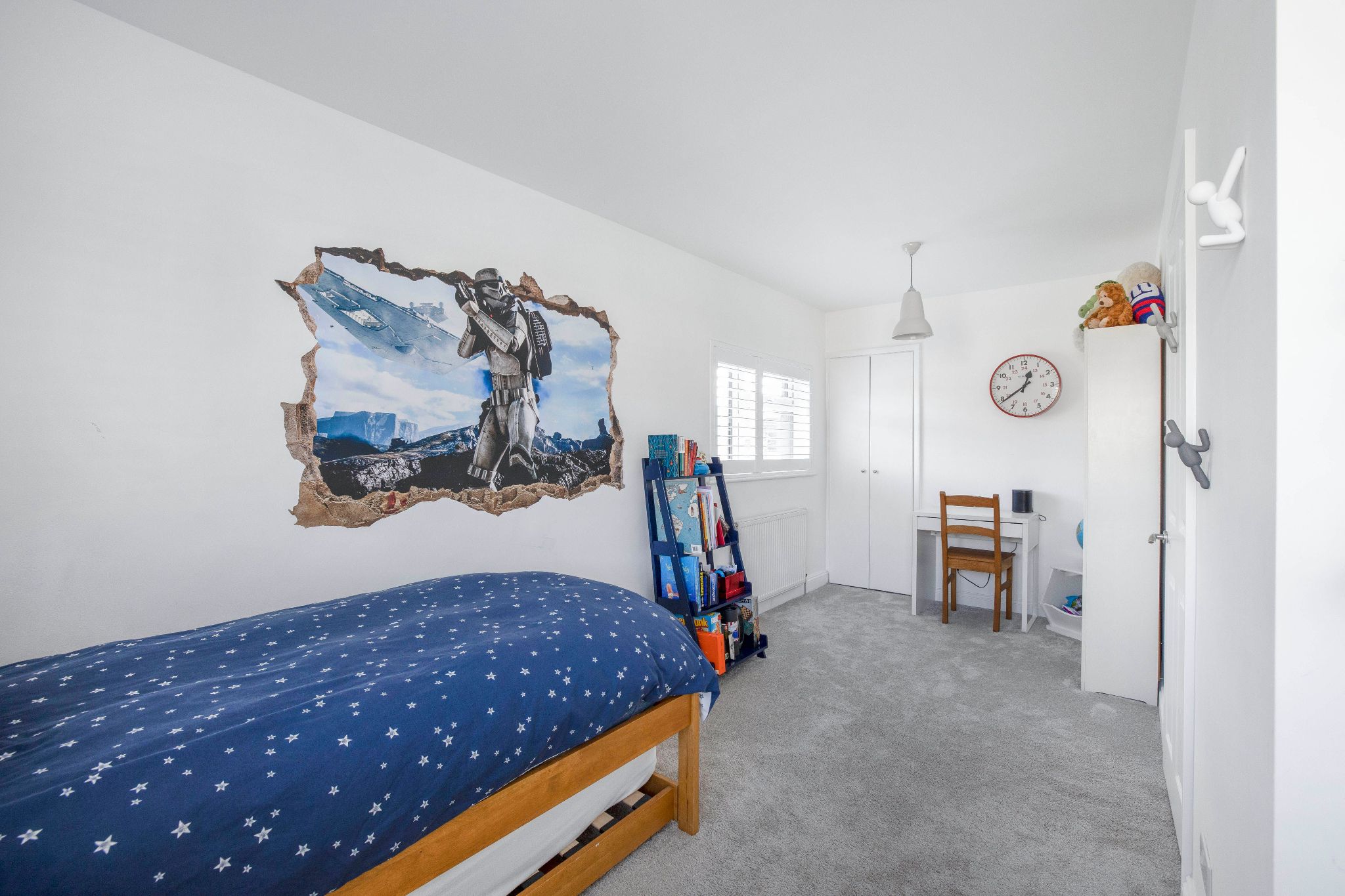 5 bedroom semi-detached house Sale Agreed in Brookmans Park - Photograph 35