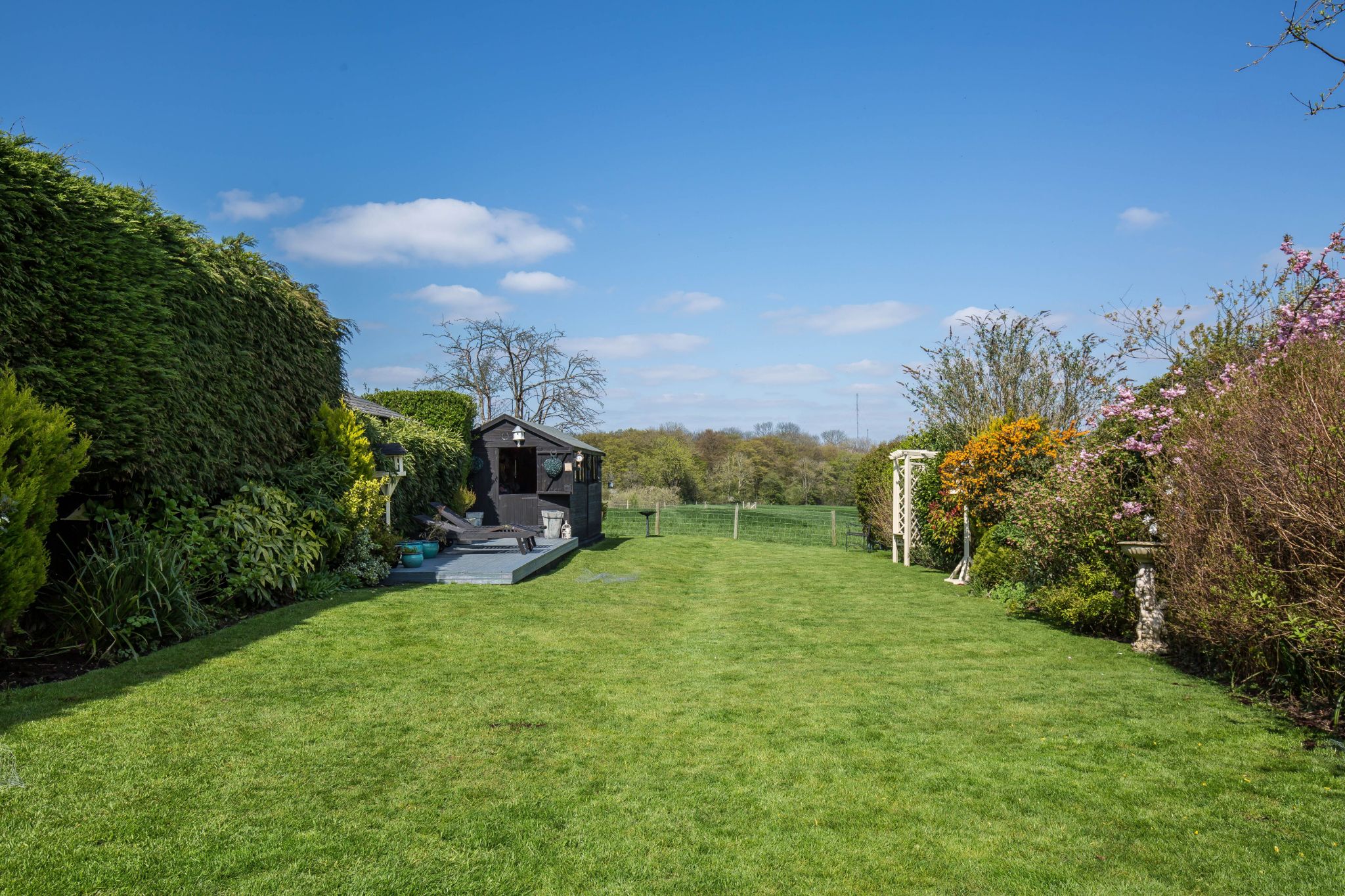 4 bedroom semi-detached house Sale Agreed in Little Heath - Photograph 22