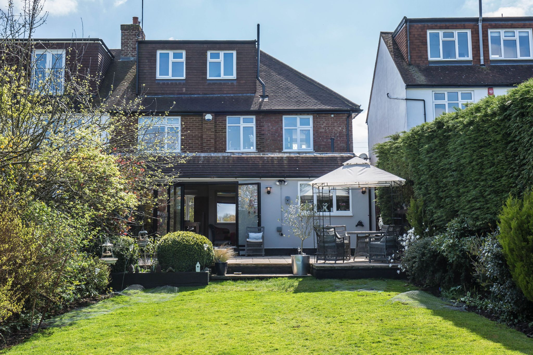 4 bedroom semi-detached house Sale Agreed in Little Heath - Photograph 20