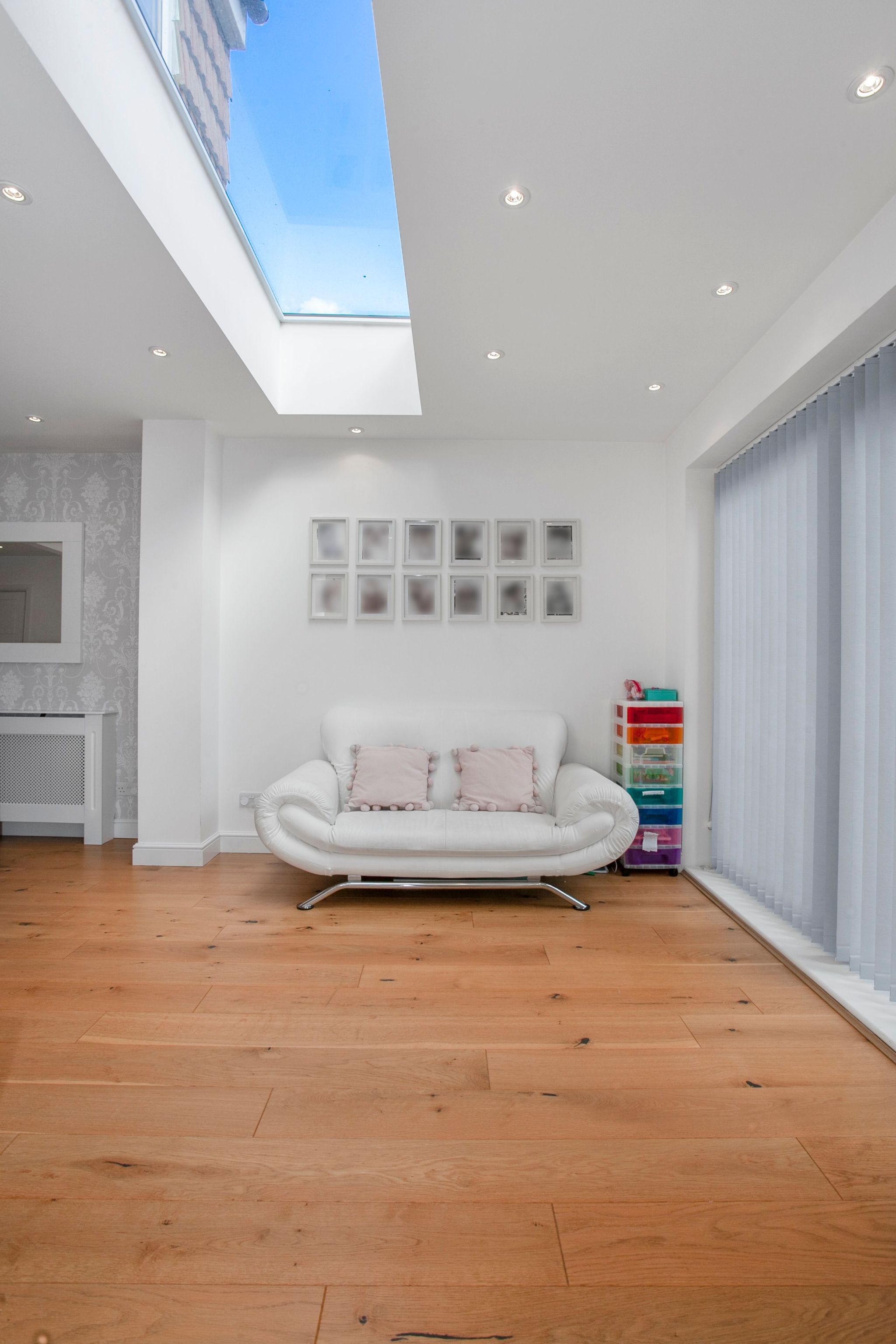3 bedroom semi-detached house SSTC in Potters Bar - Photograph 13