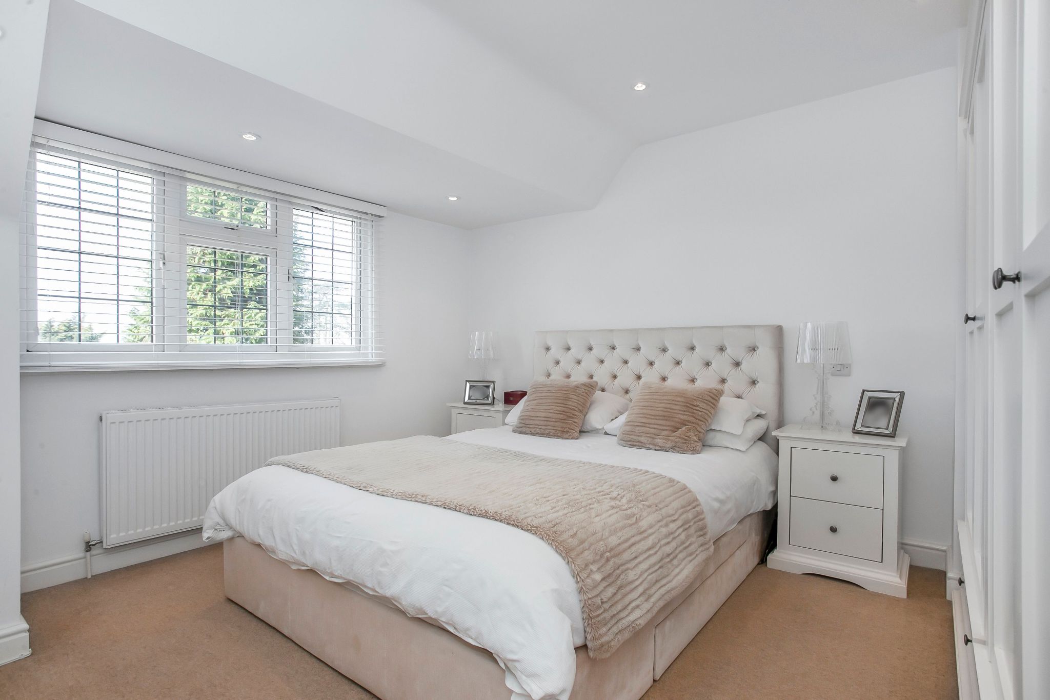 3 bedroom semi-detached house SSTC in Potters Bar - Photograph 20