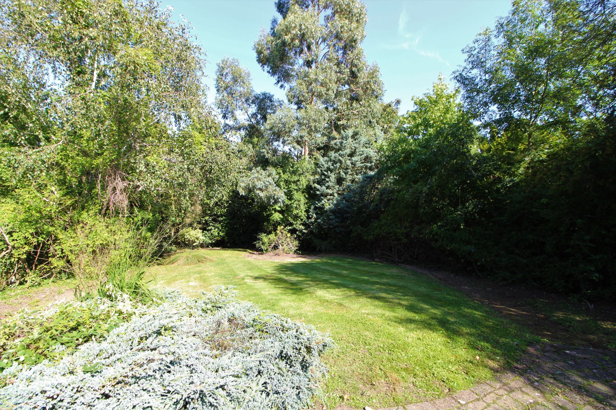 4 bedroom detached house SSTC in Cuffley - Photograph 11