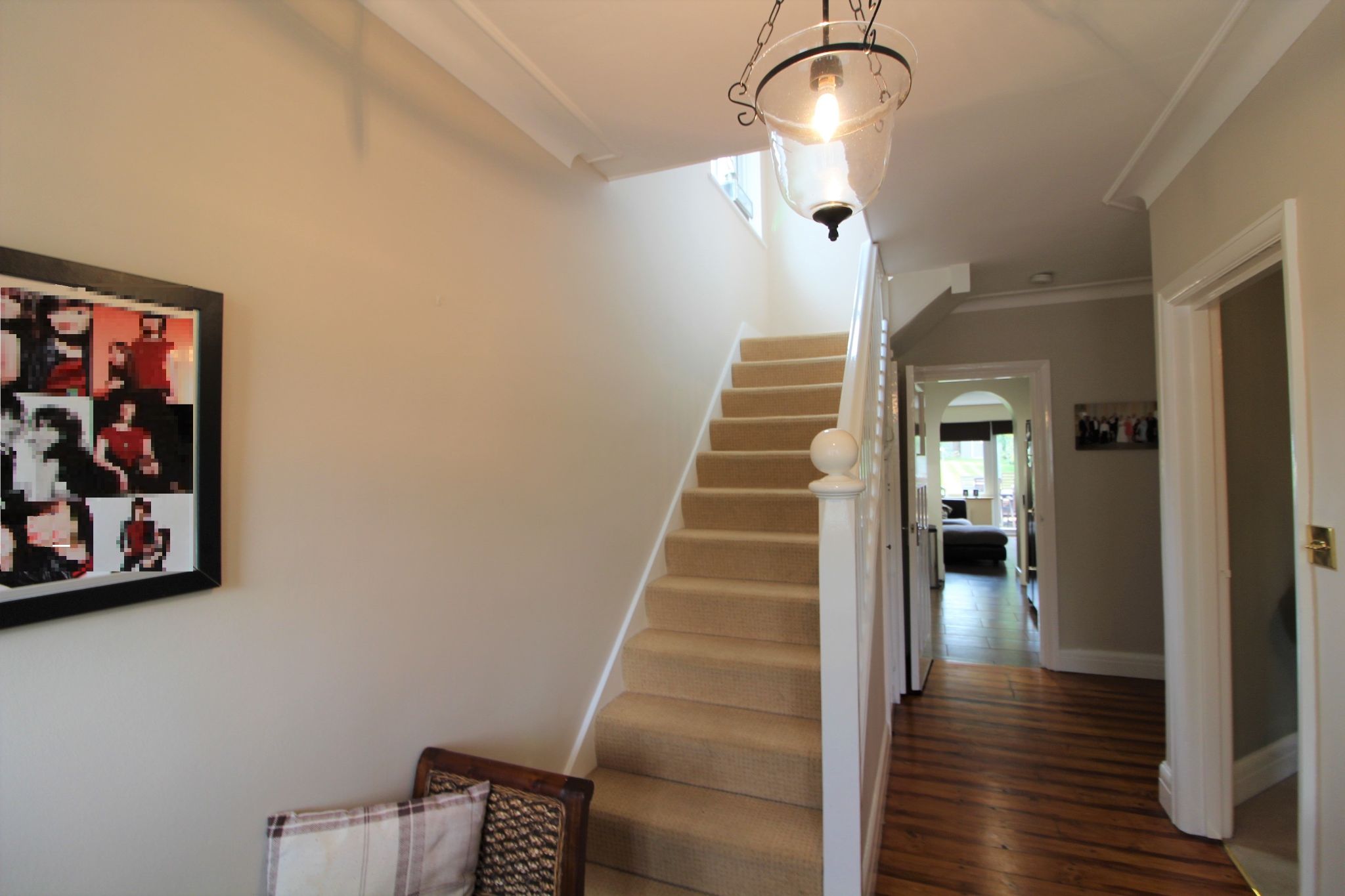 4 bedroom semi-detached house For Sale in Potters Bar - Photograph 16