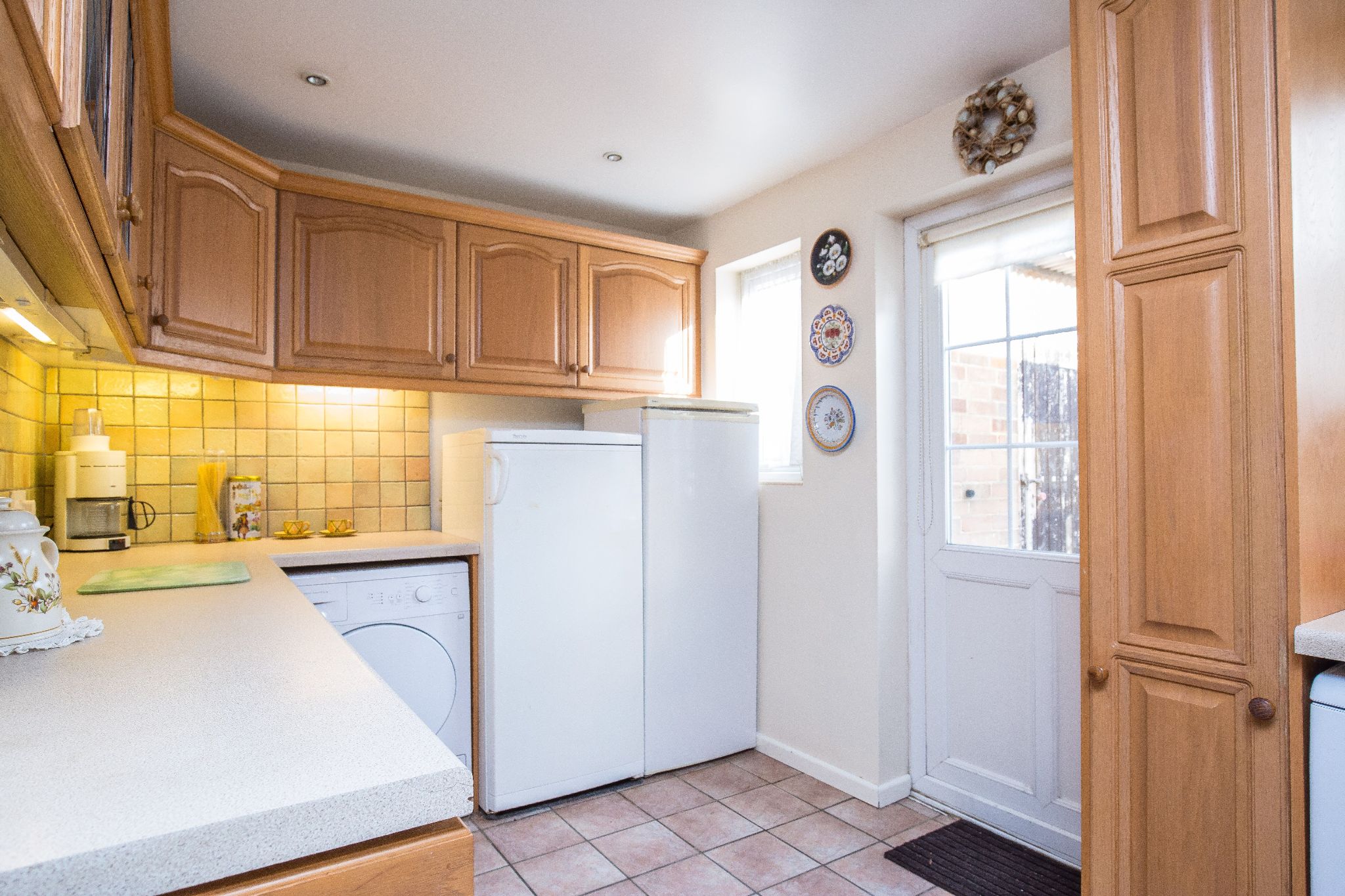 3 bedroom mid terraced house SSTC in Welham Green - Photograph 6