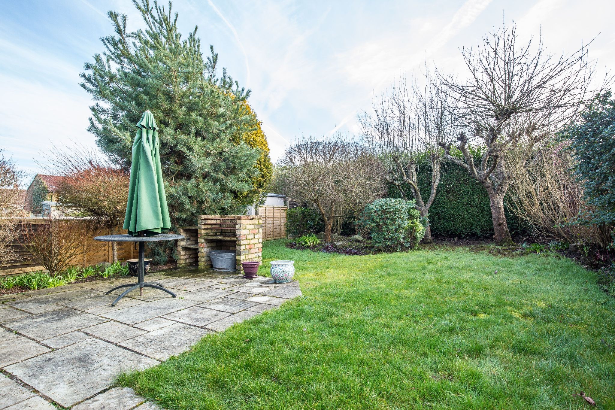 3 bedroom mid terraced house SSTC in Welham Green - Photograph 9
