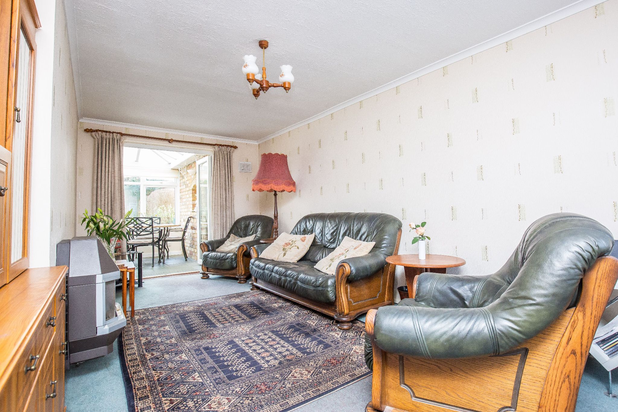 3 bedroom mid terraced house SSTC in Welham Green - Photograph 4