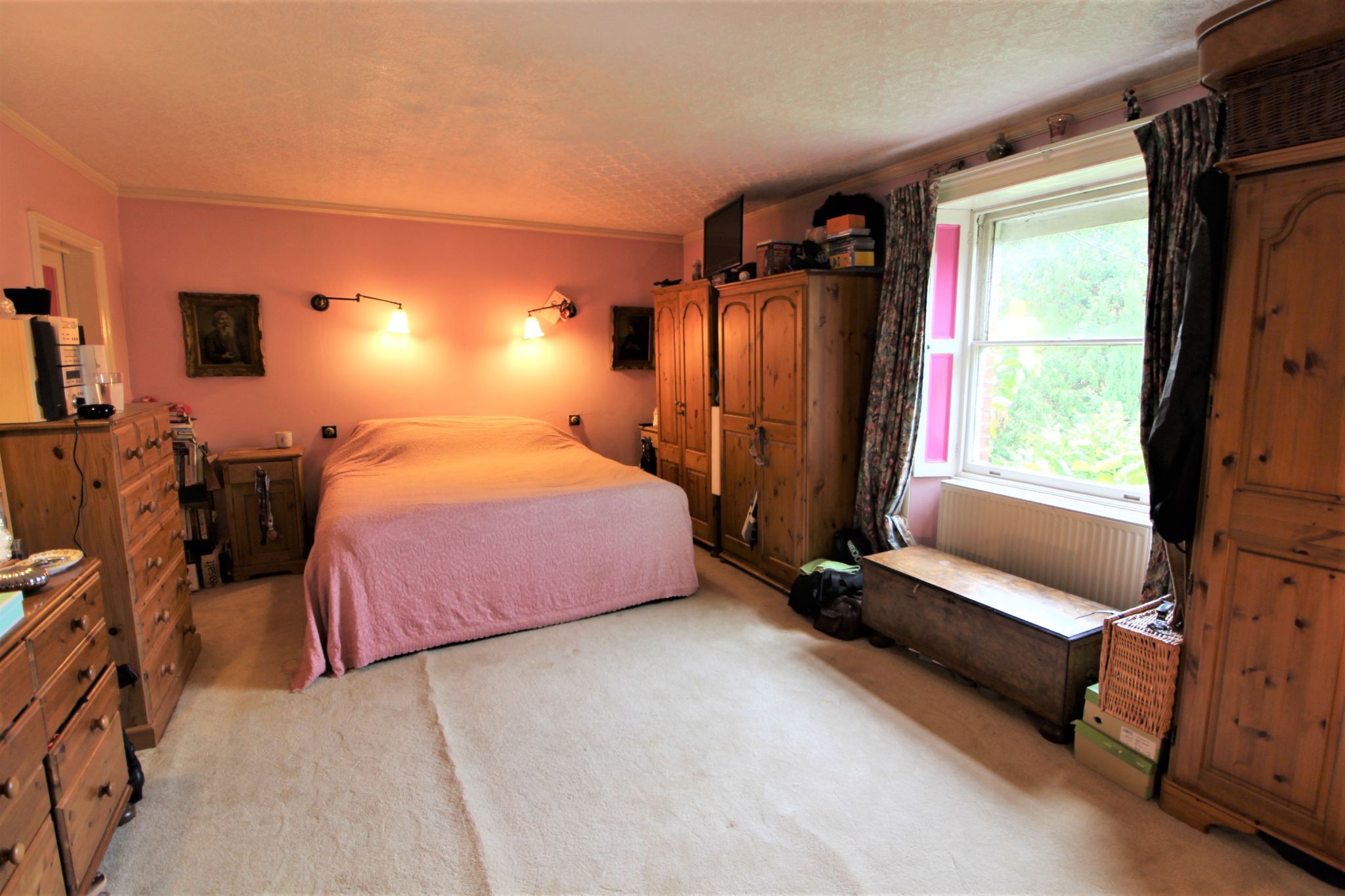 6 bedroom mews house SSTC in Brookmans Park - Photograph 20