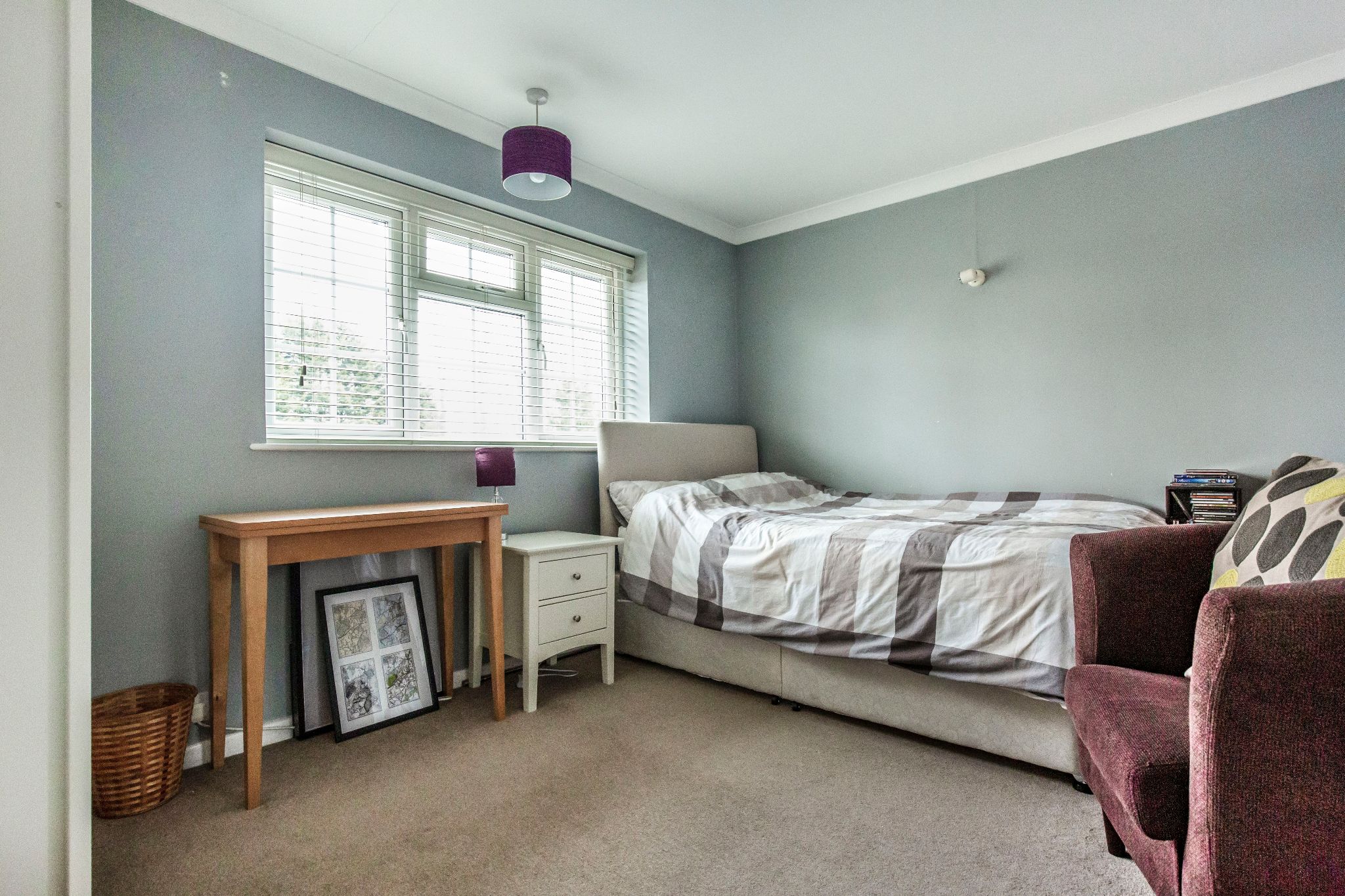 4 bedroom semi-detached house SSTC in Welham Green - Photograph 5