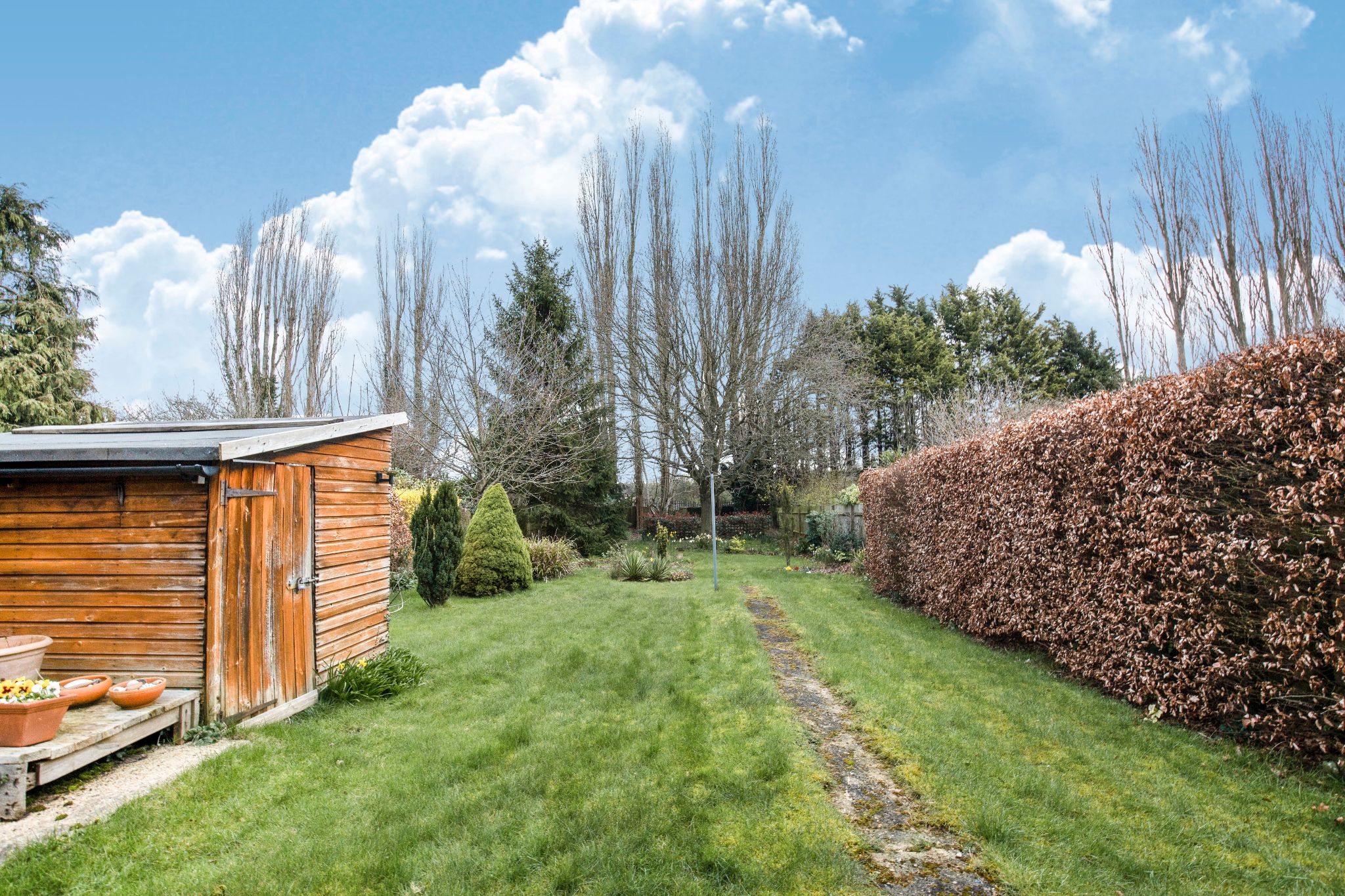 4 bedroom semi-detached house SSTC in Welham Green - Photograph 17