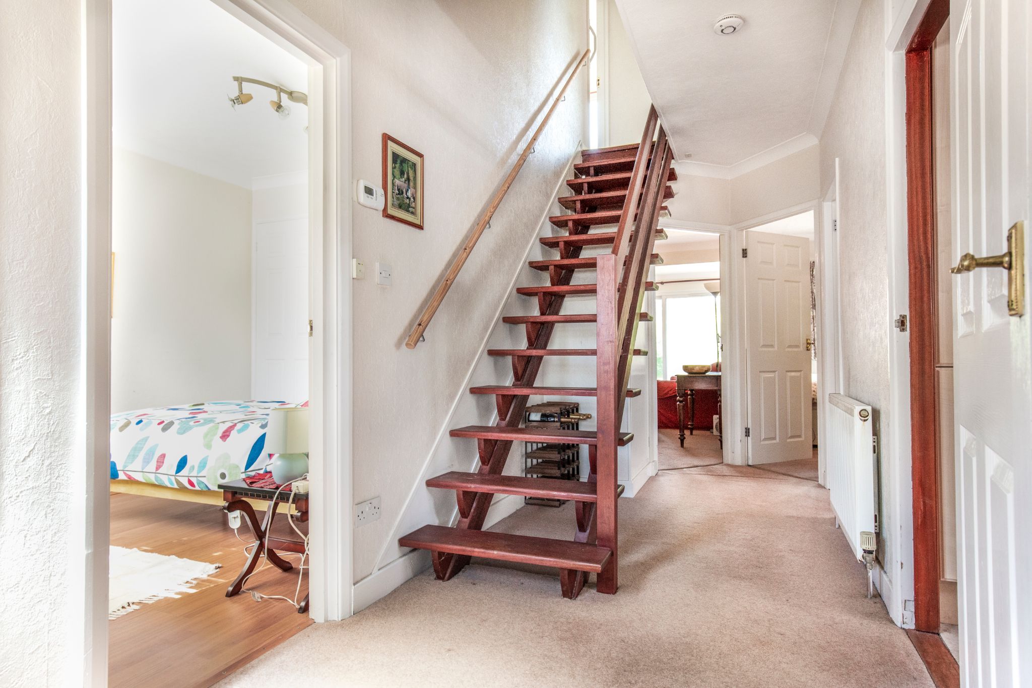 4 bedroom semi-detached bungalow SSTC in Potters Bar - Photograph 12