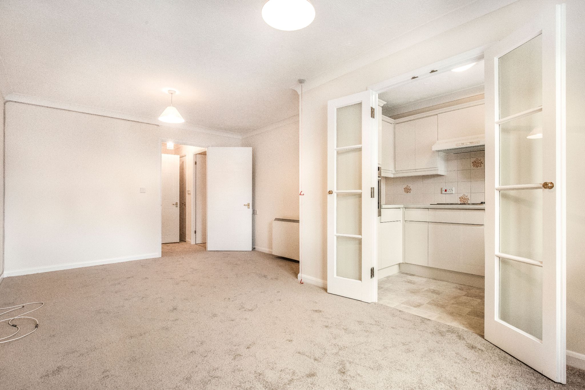 1 bedroom apartment flat/apartment For Sale in Potters Bar - Photograph 4