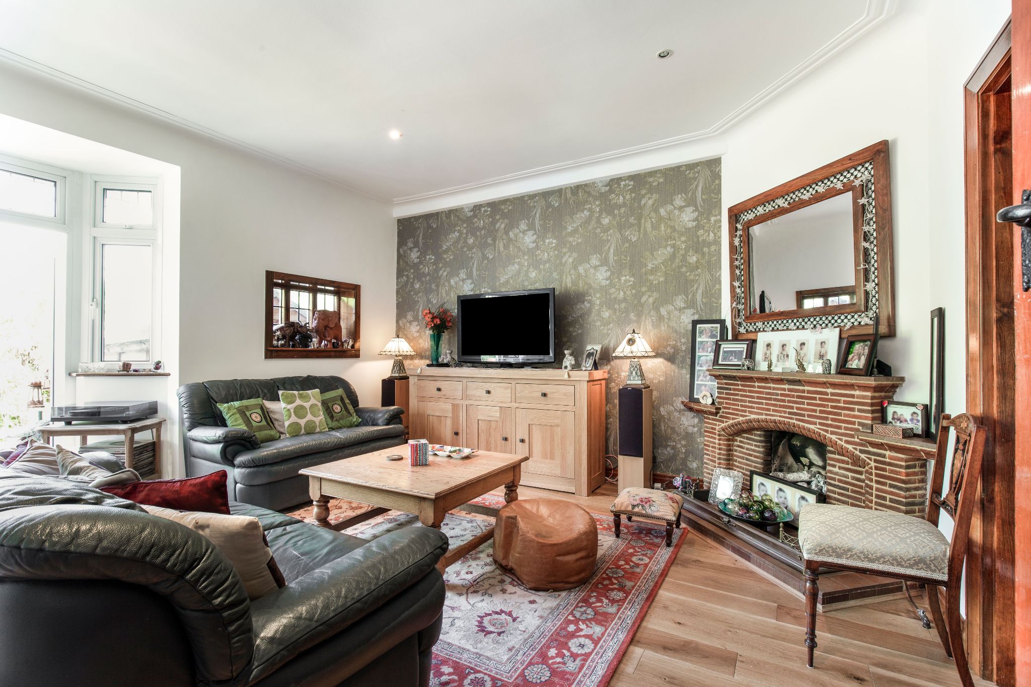 4 bedroom semi-detached house SSTC in Southgate - Photograph 10