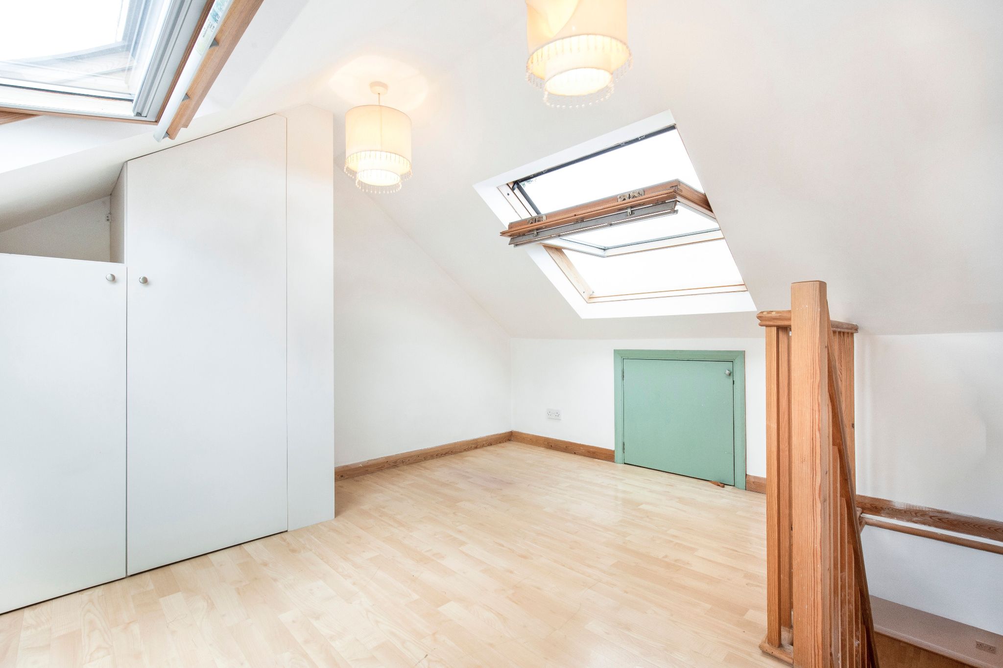2 bedroom end terraced house SSTC in Potters Bar - Photograph 15