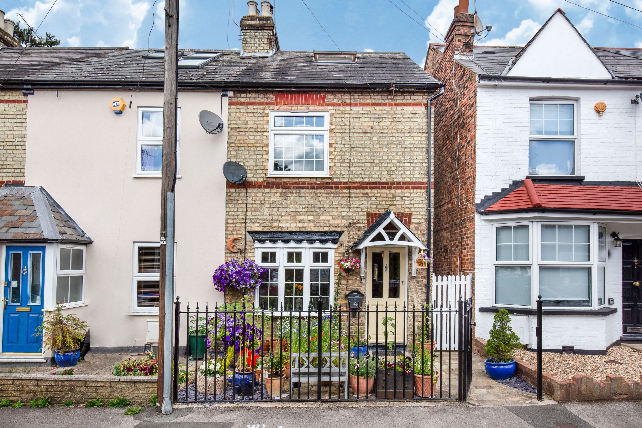 2 bedroom end terraced house SSTC in Potters Bar - Photograph 22