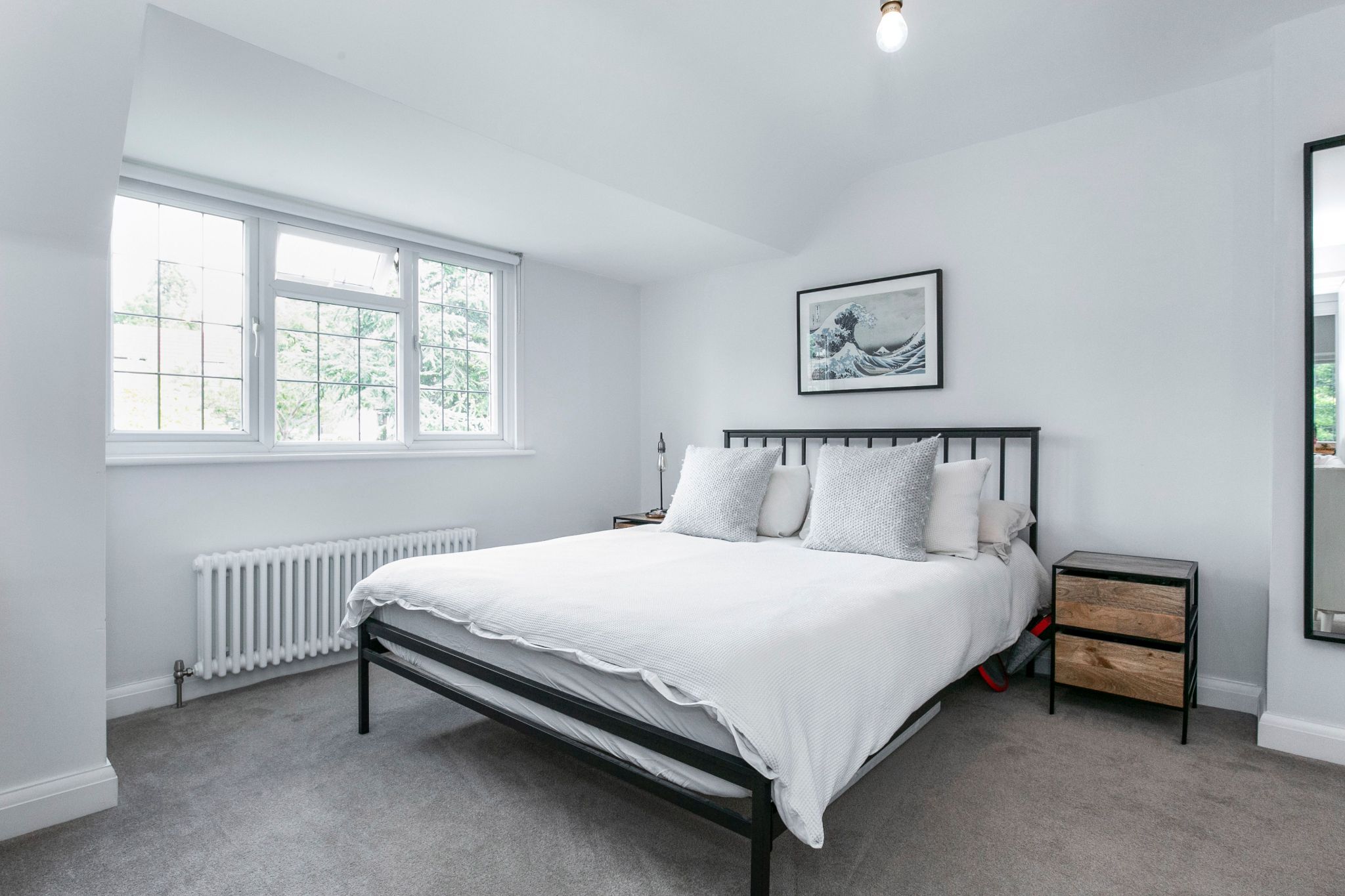 2 bedroom semi-detached bungalow SSTC in Potters Bar - Photograph 18