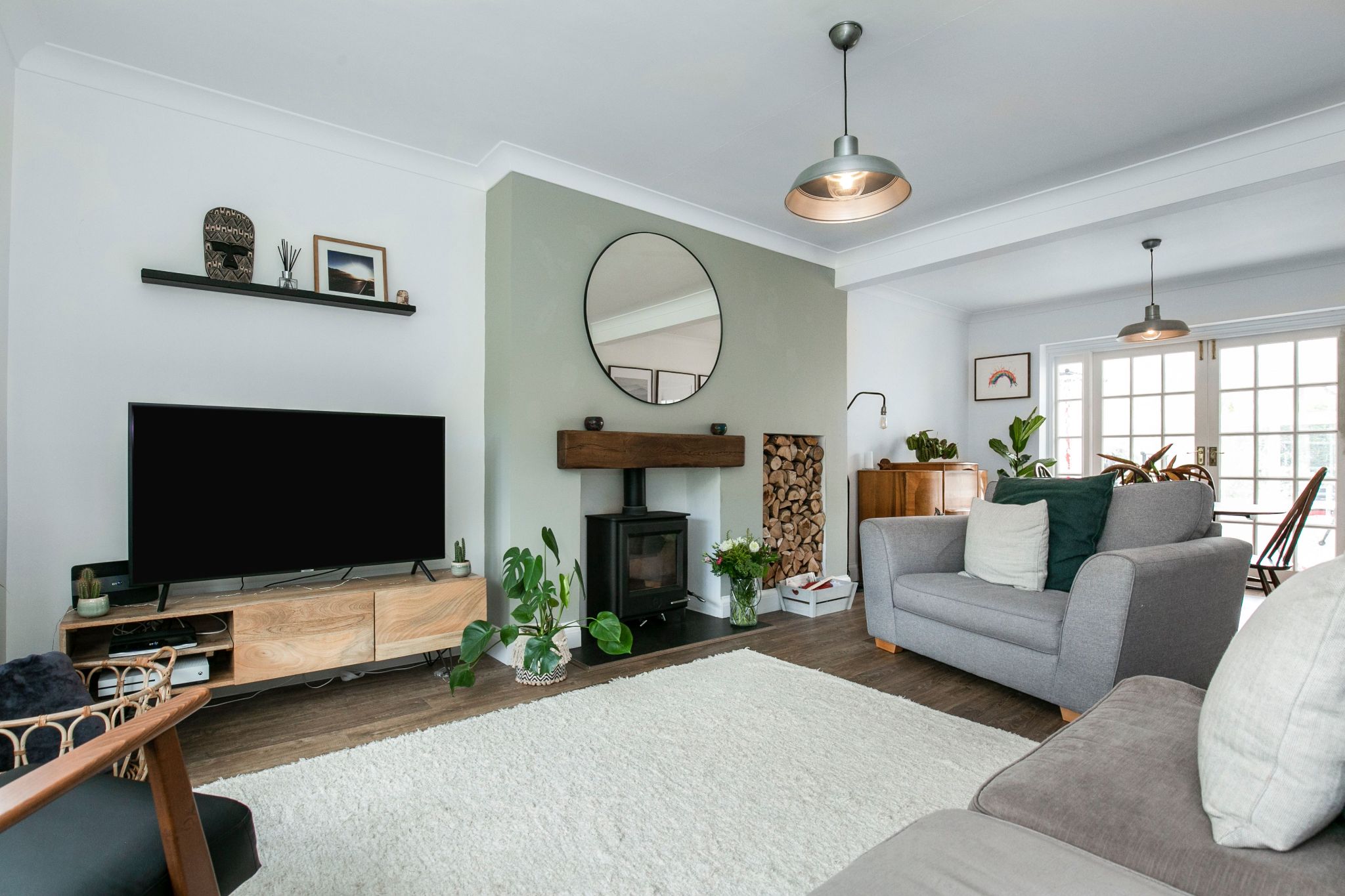 2 bedroom semi-detached bungalow SSTC in Potters Bar - Photograph 6