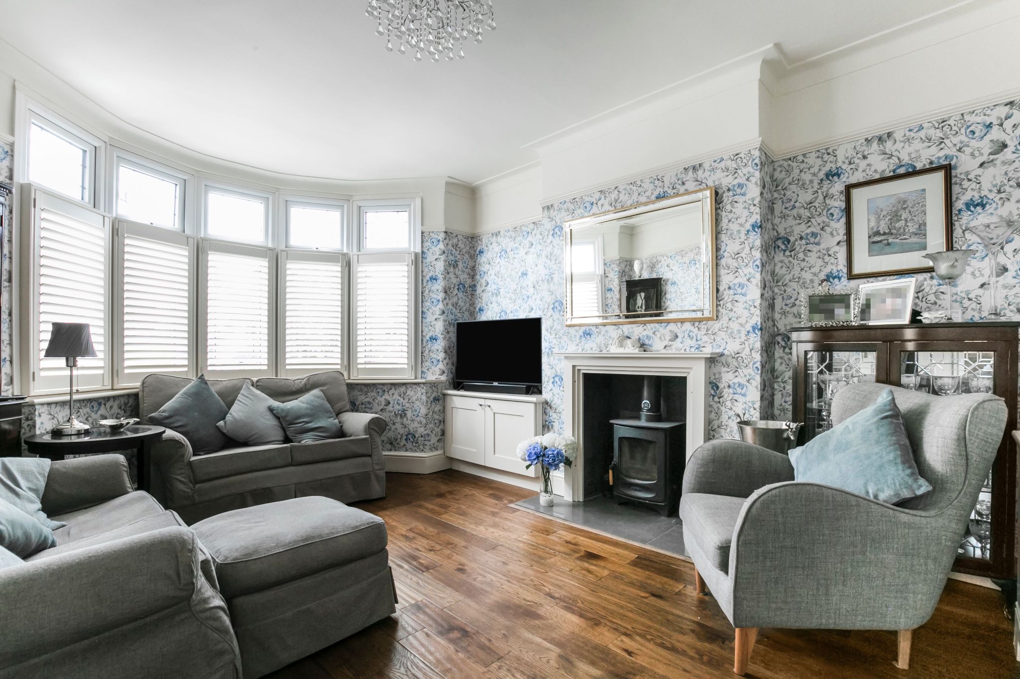 4 bedroom semi-detached bungalow Sale Agreed in Brookmans Park - Photograph 22