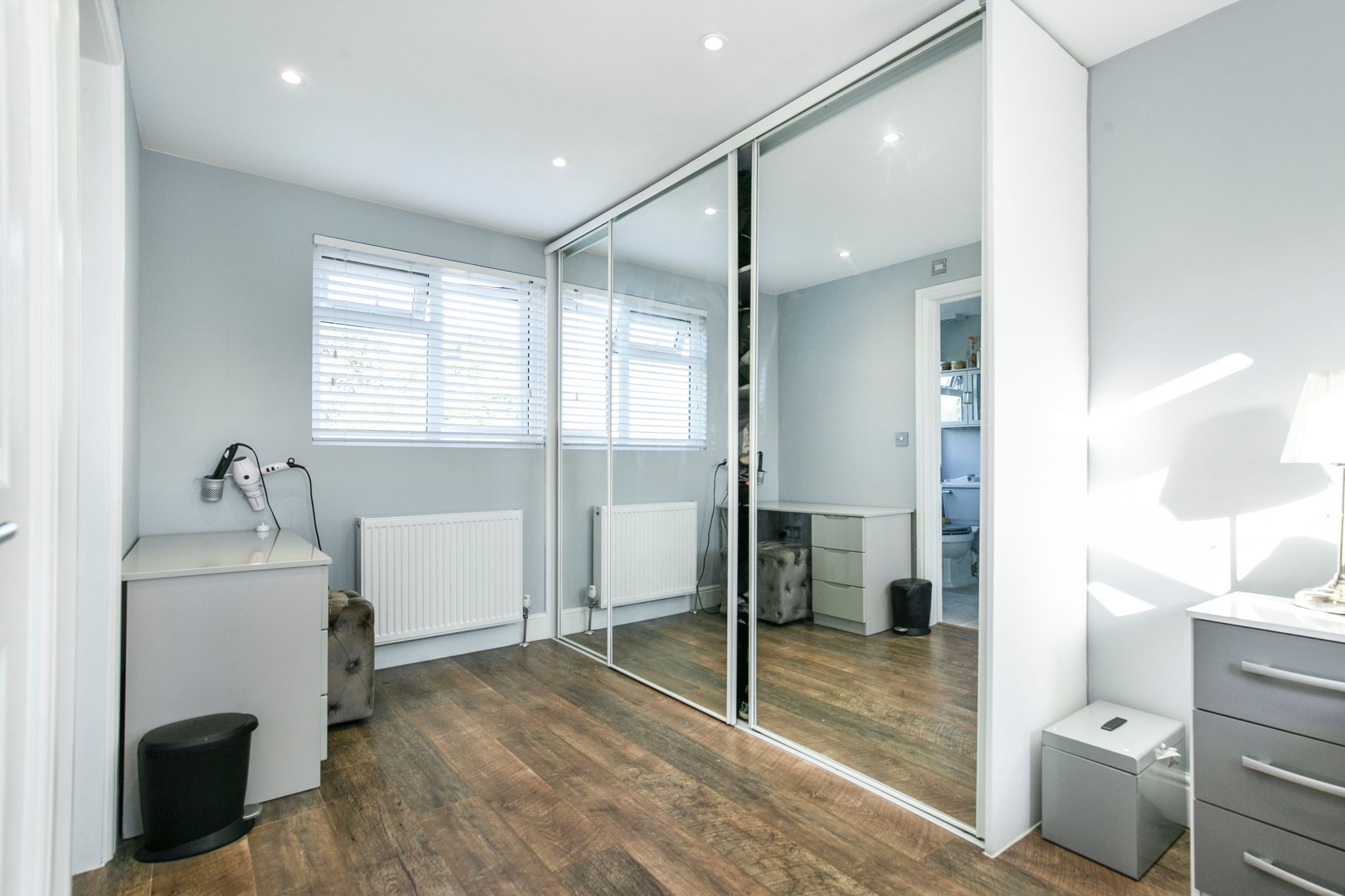 3 bedroom end terraced house SSTC in Welham Green - Photograph 16