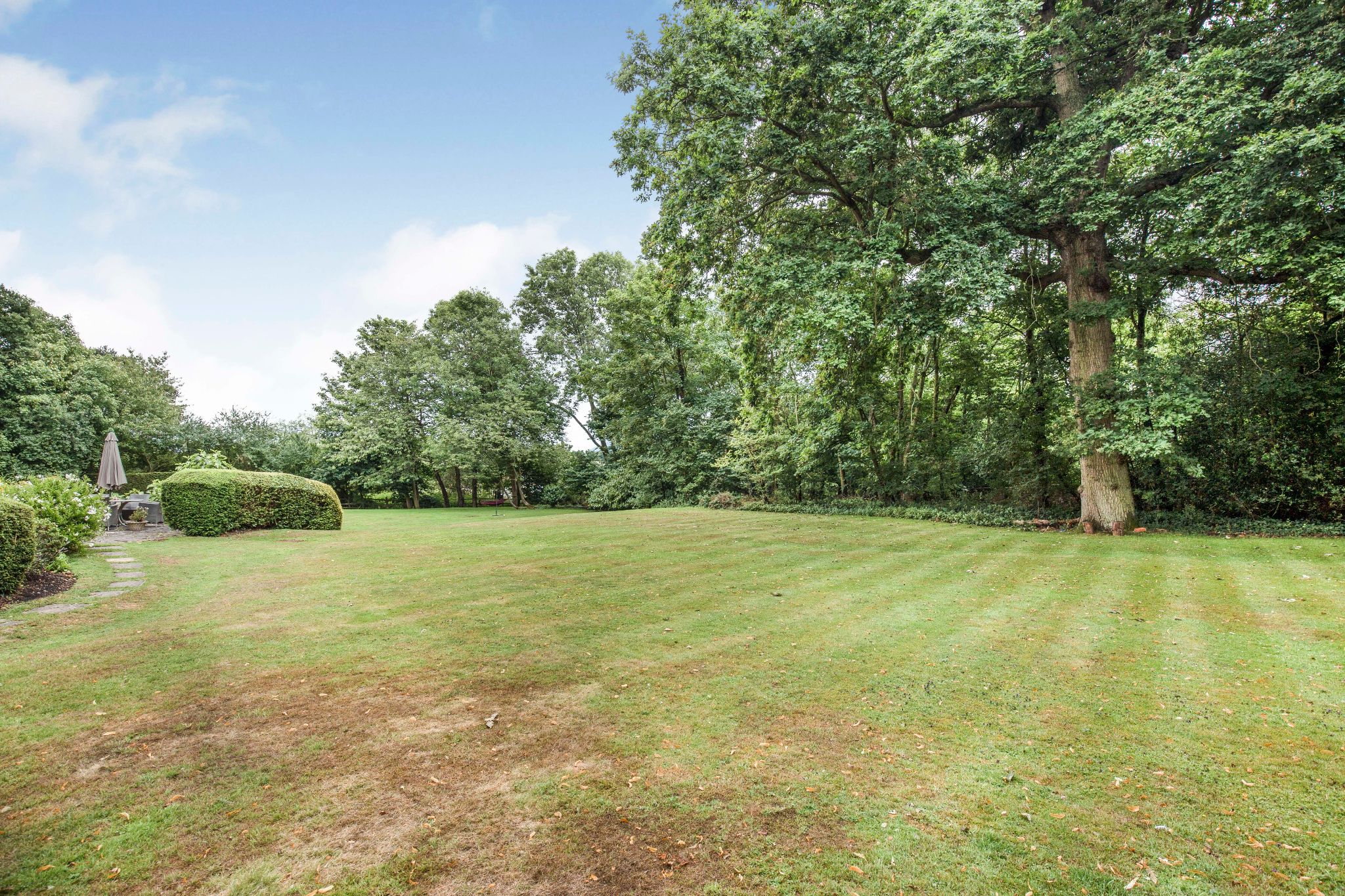 3 bedroom apartment flat/apartment Let Agreed in Newgate Street Village - Photograph 8