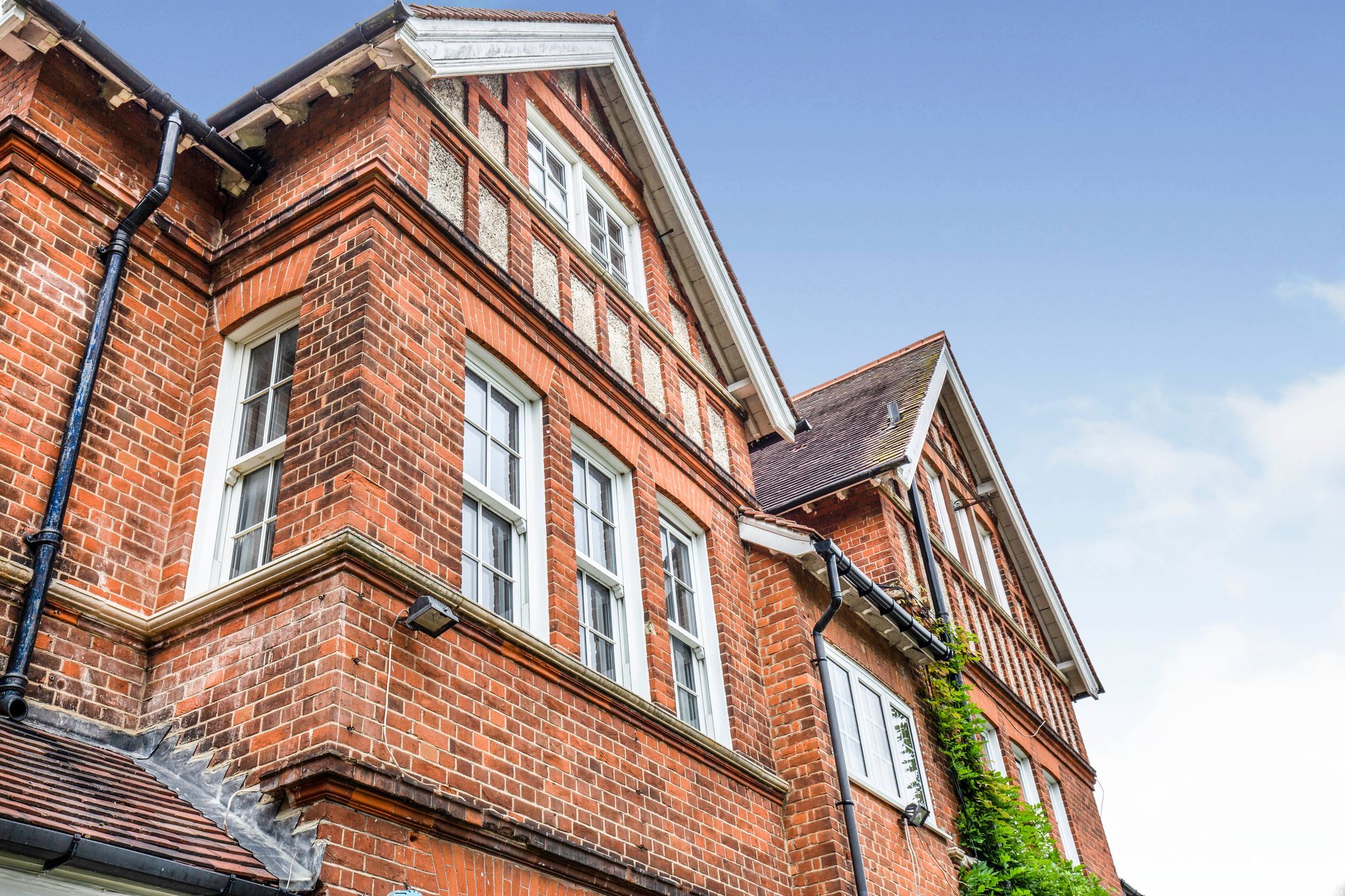3 bedroom apartment flat/apartment Let Agreed in Newgate Street Village - Photograph 4