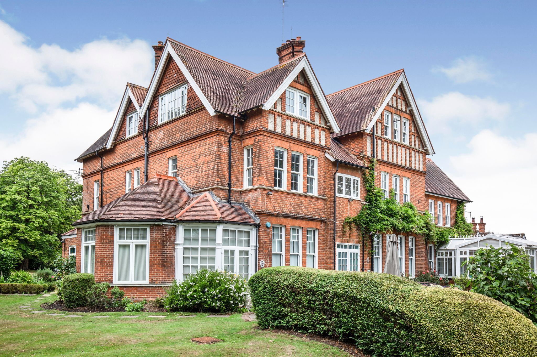 3 bedroom apartment flat/apartment Let Agreed in Newgate Street Village - Photograph 6