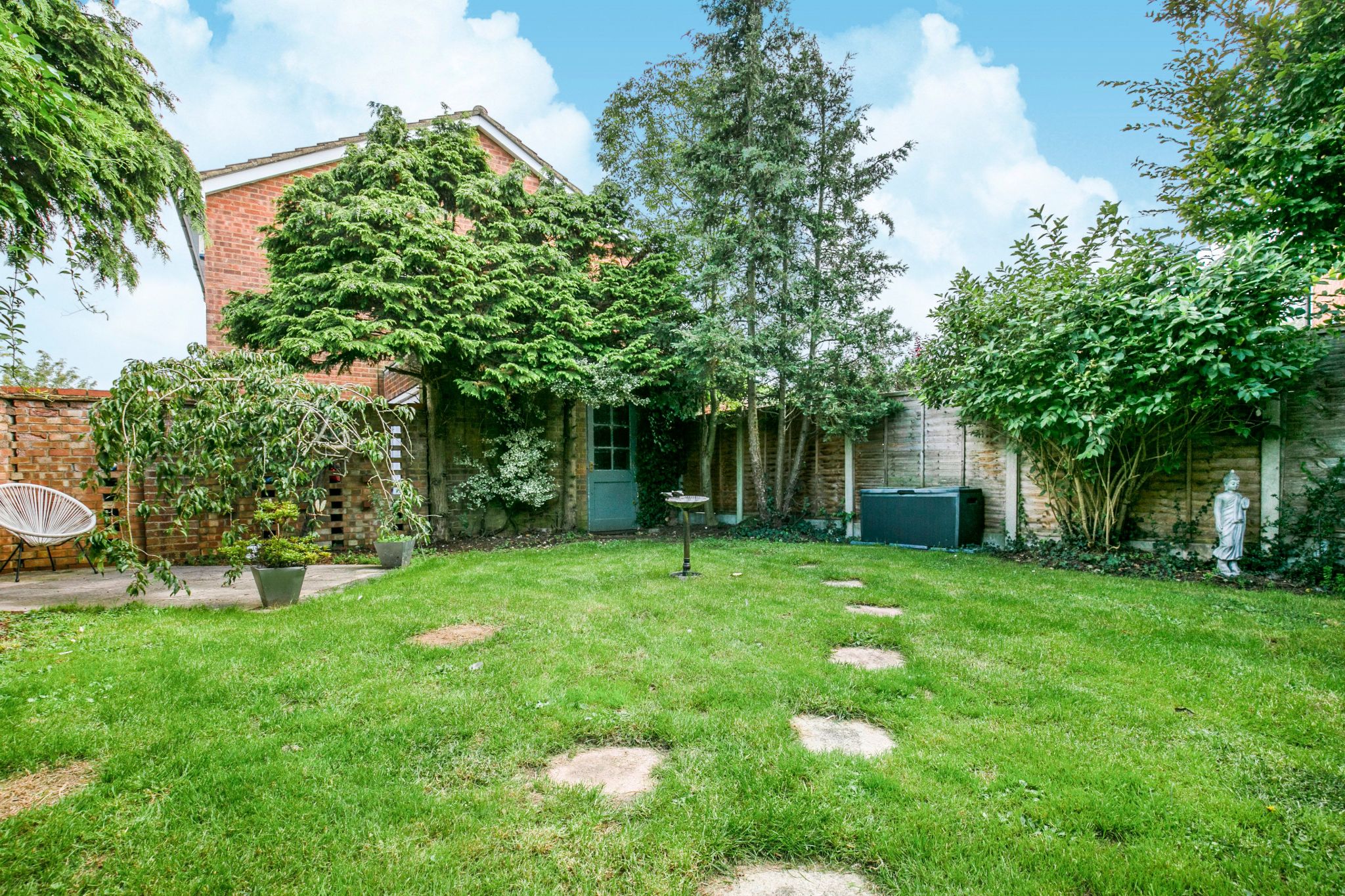 4 bedroom detached house SSTC in Welwyn Garden City - Photograph 16