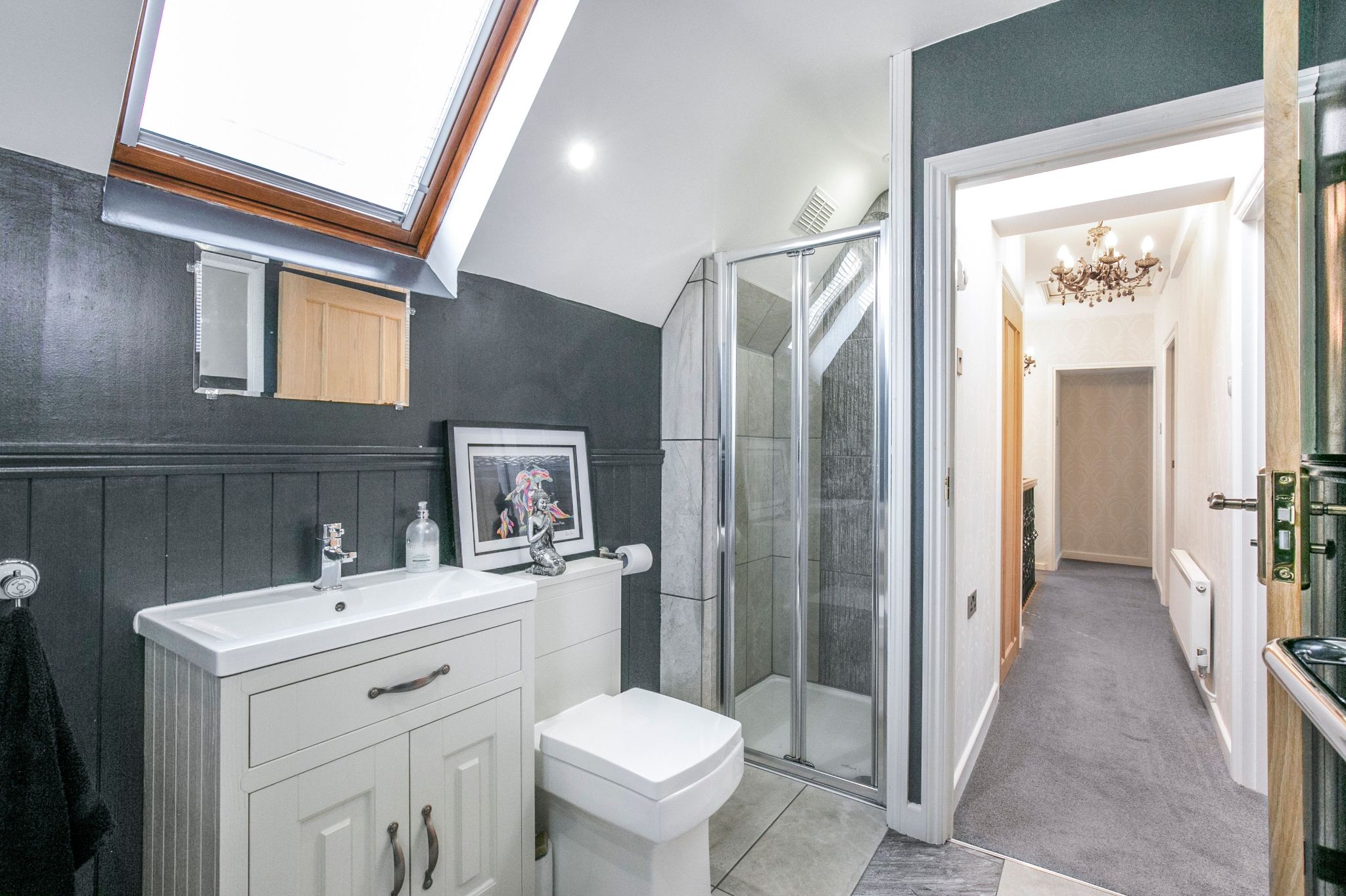 3 bedroom cottage house Sale Agreed in Potters Bar - Photograph 3