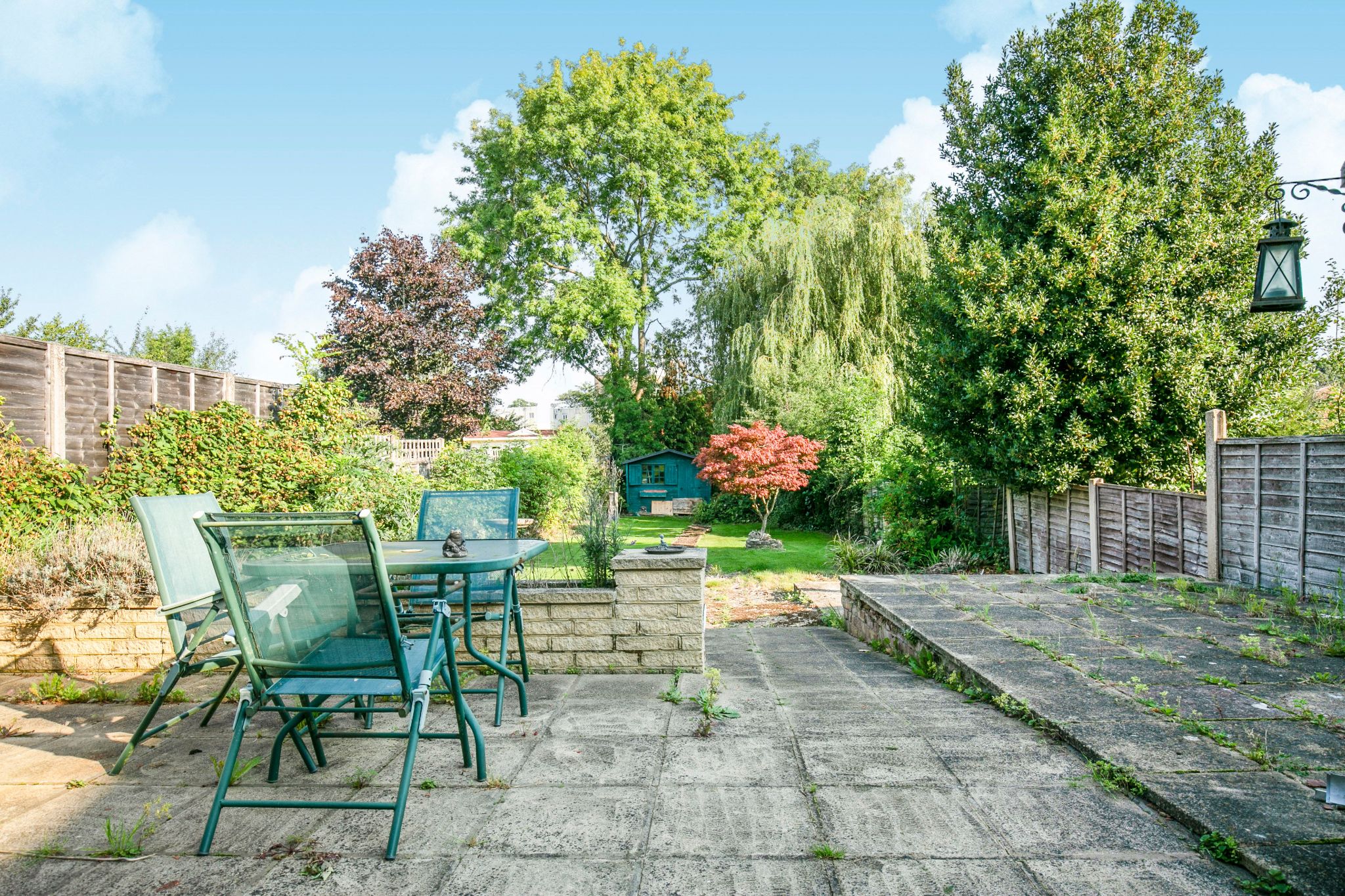3 bedroom semi-detached house SSTC in Potters Bar - Photograph 3