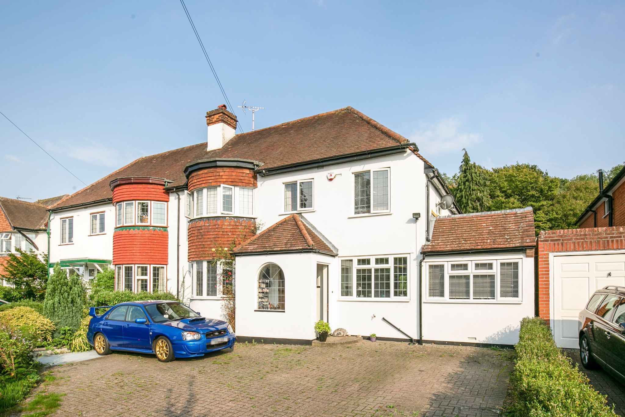 5 bedroom semi-detached house SSTC in Brookmans Park - Photograph 1