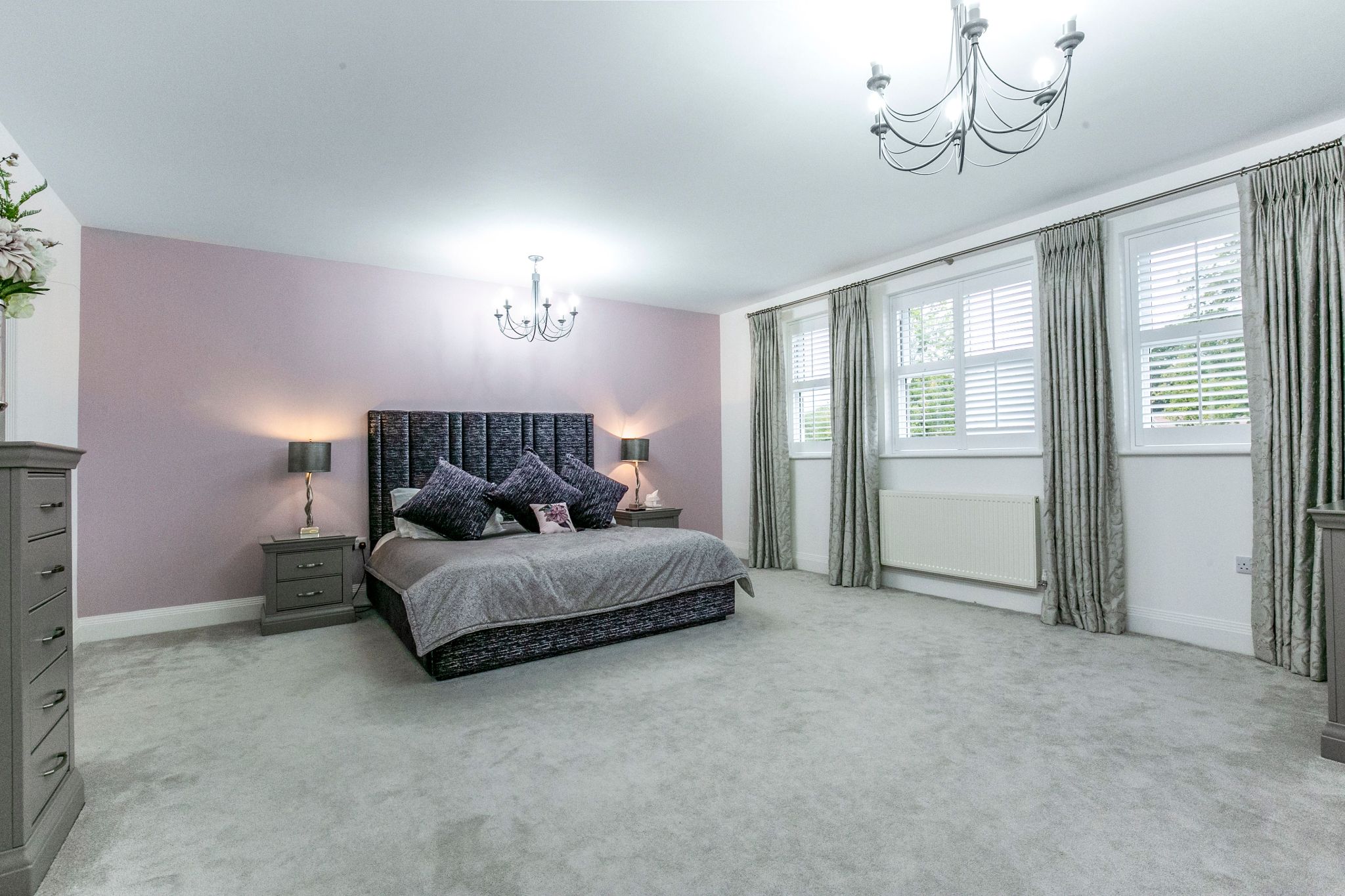 5 bedroom semi-detached house SSTC in Brookmans Park - Photograph 17