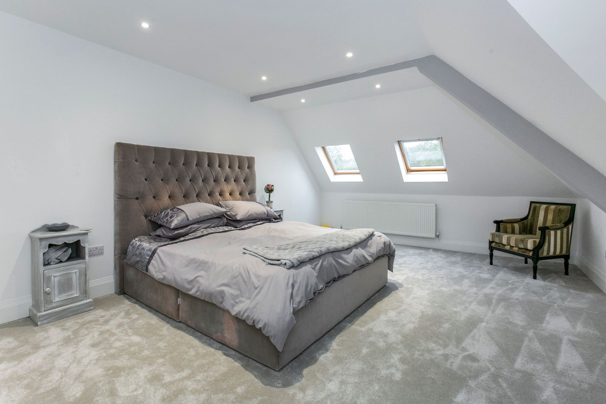 5 bedroom semi-detached house SSTC in Brookmans Park - Photograph 21