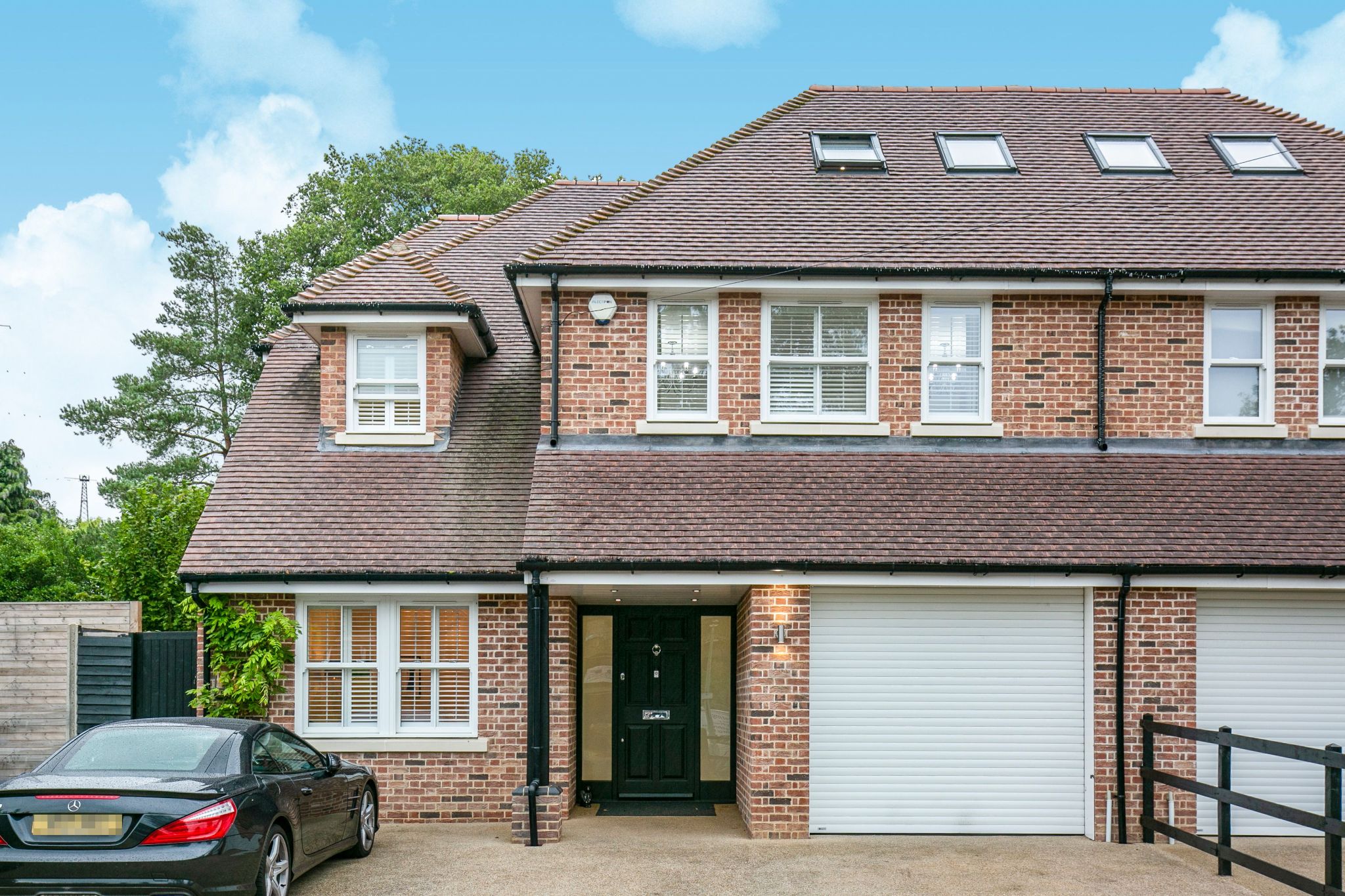 5 bedroom semi-detached house SSTC in Brookmans Park - Photograph 33