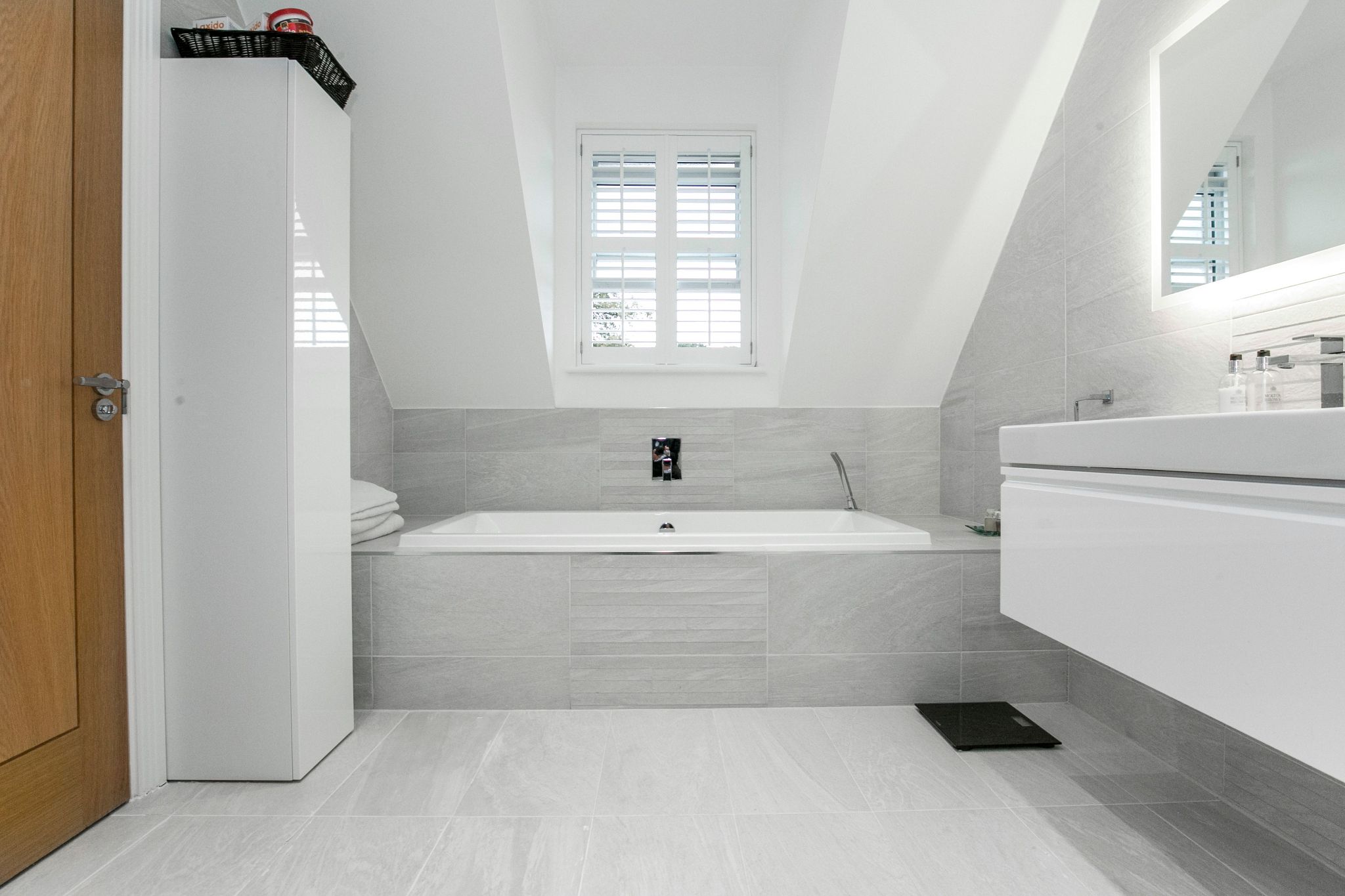 5 bedroom semi-detached house SSTC in Brookmans Park - Photograph 26
